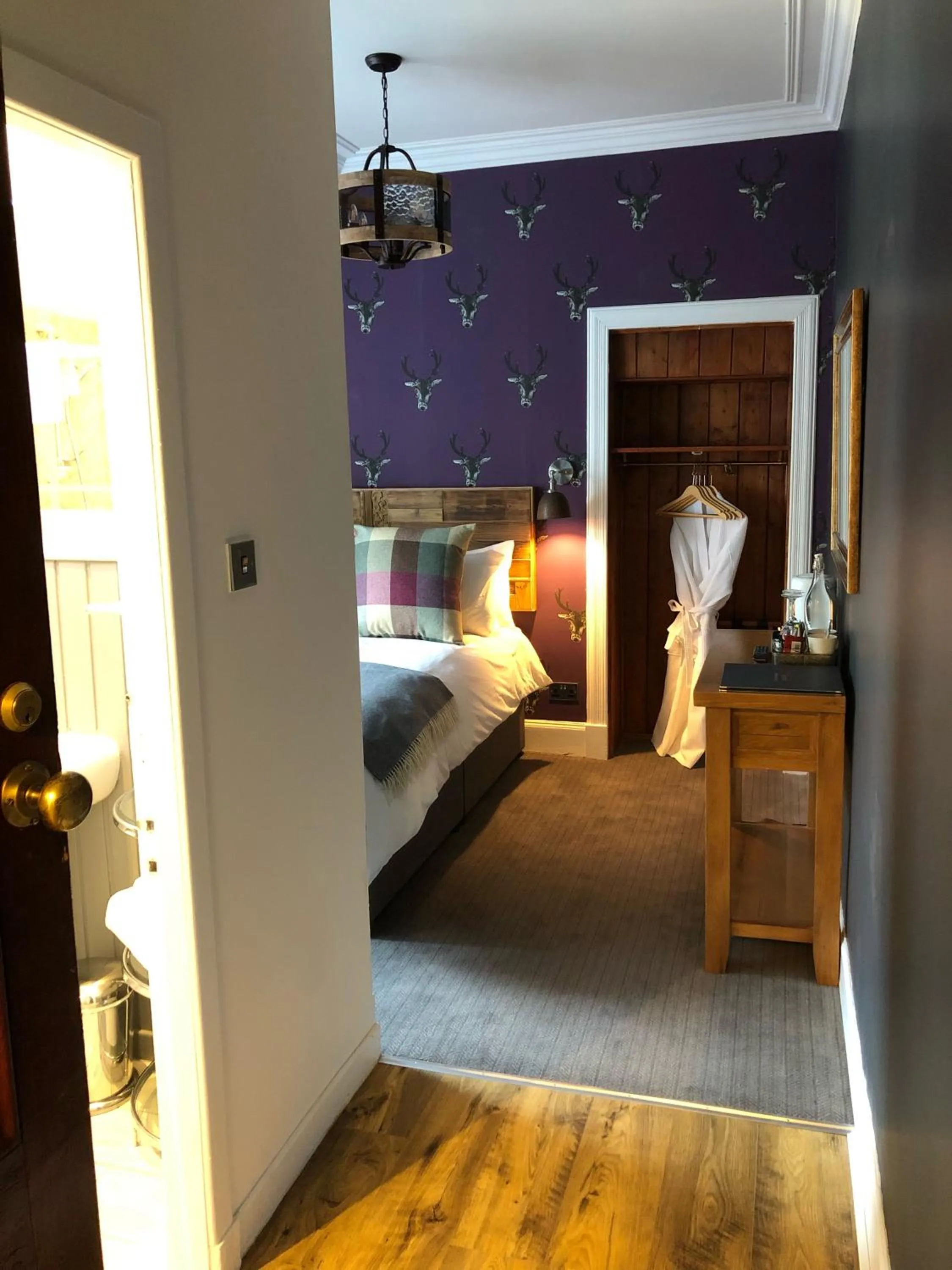 Bed in Ravenscraig Guest House