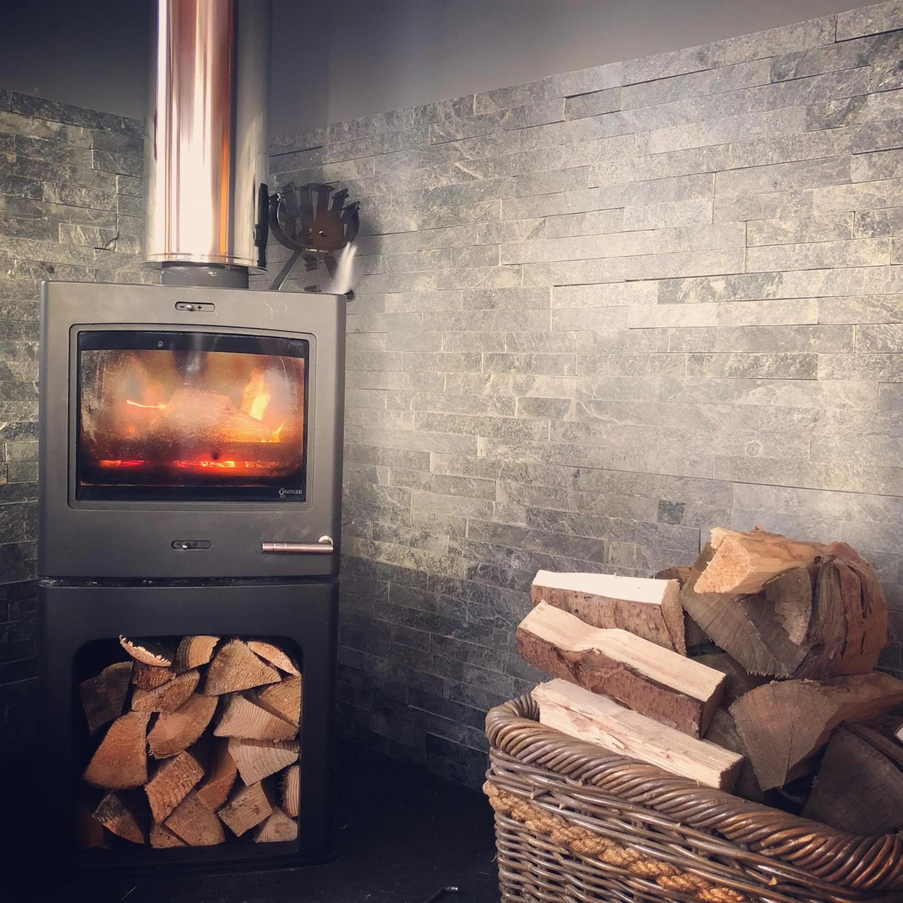 Dining area in Ravenscraig Guest House