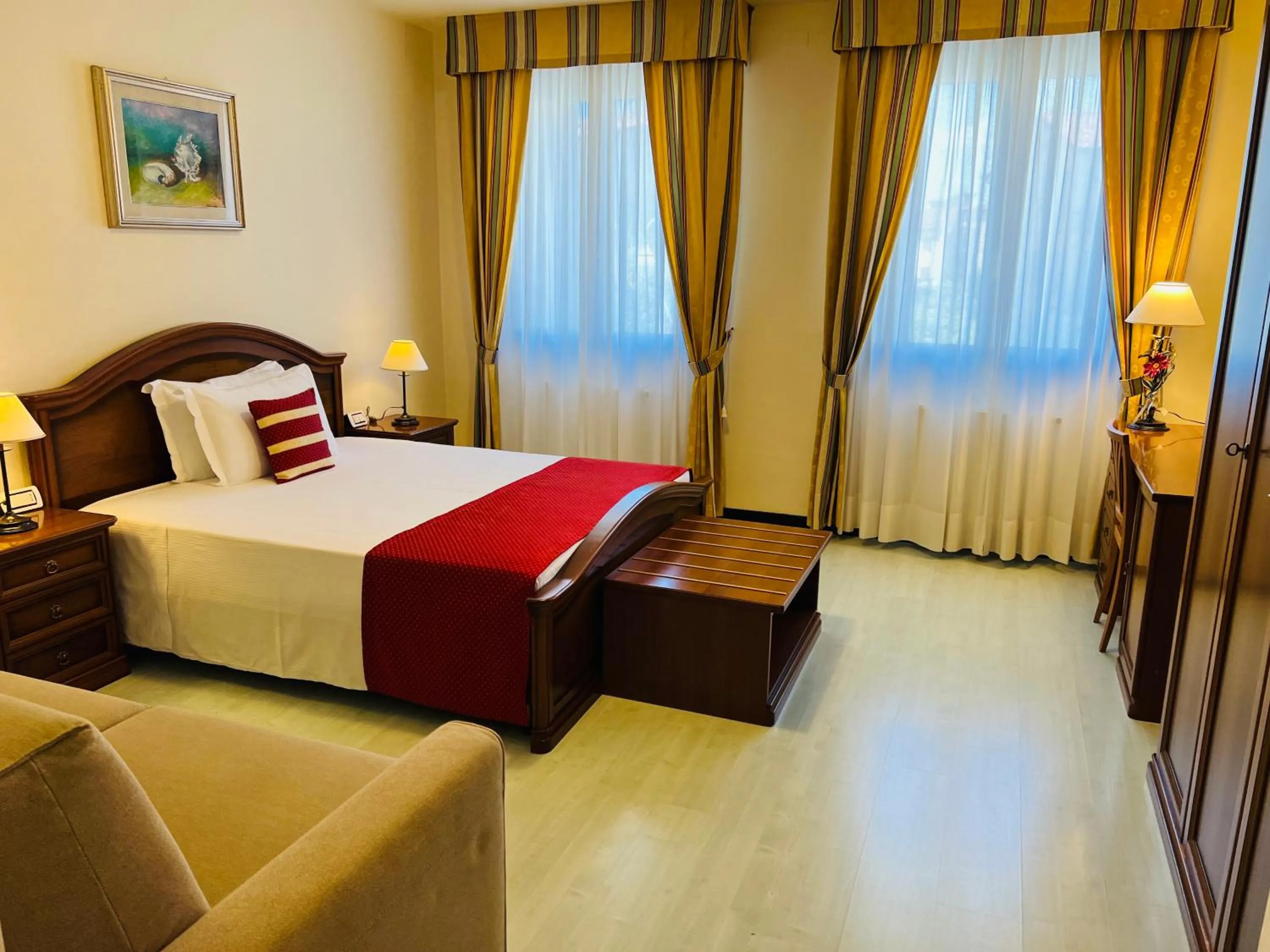 Photo of the whole room, Bed in Albergo Italia