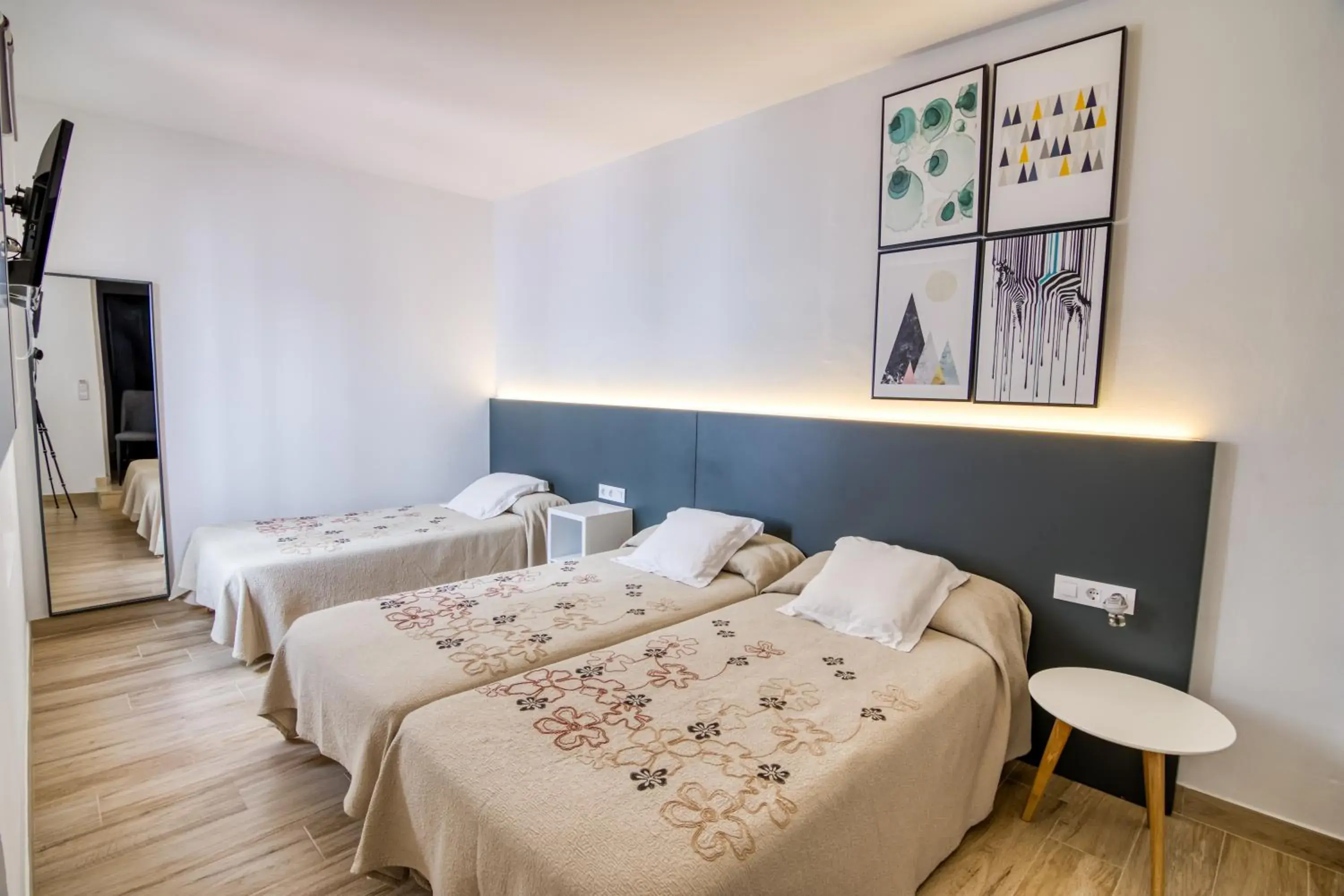 Bedroom, Bed in Hostal La Isla Bedroom, Bed in Hostal La Isla