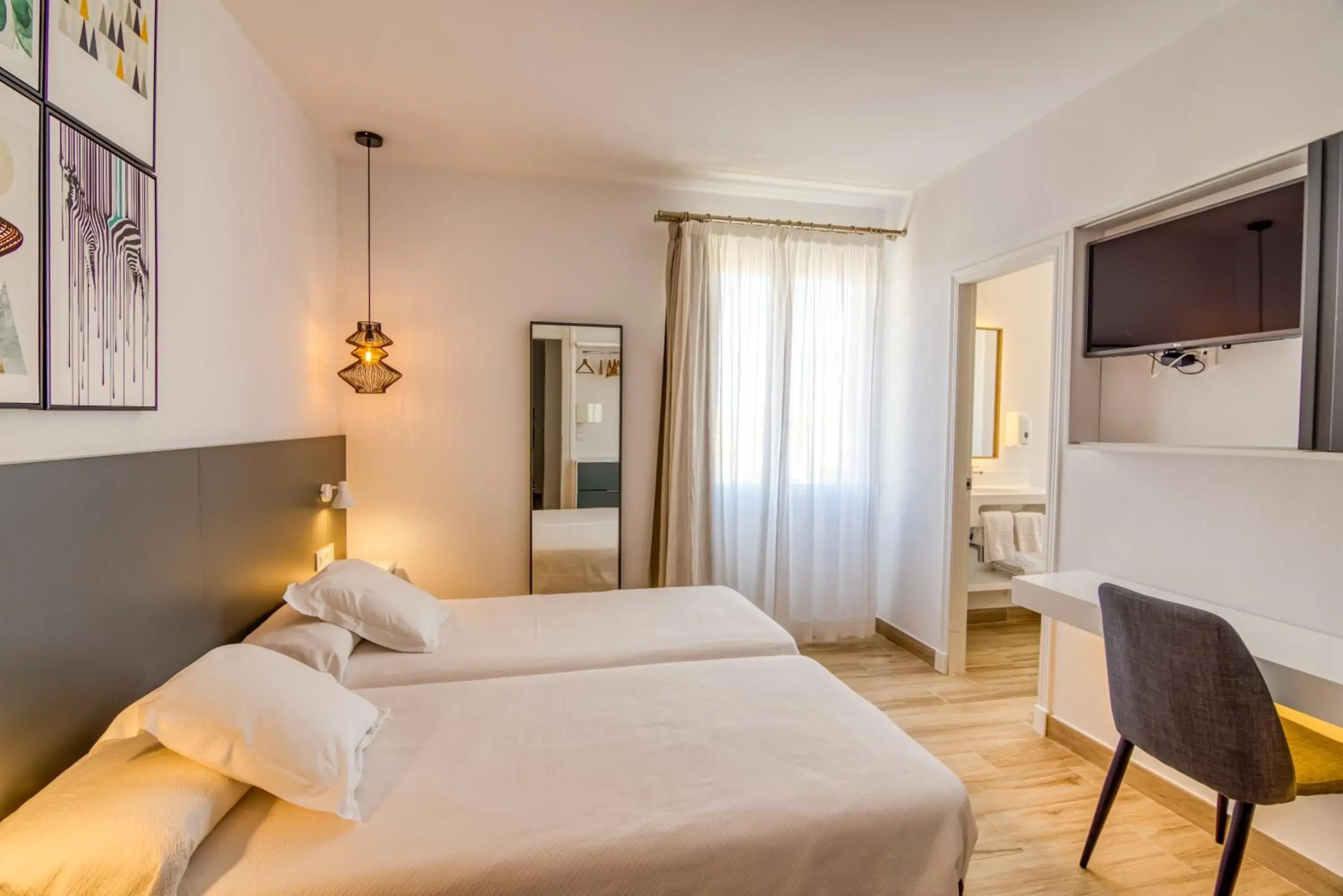 Bedroom, Bed in Hostal La Isla Bedroom, Bed in Hostal La Isla