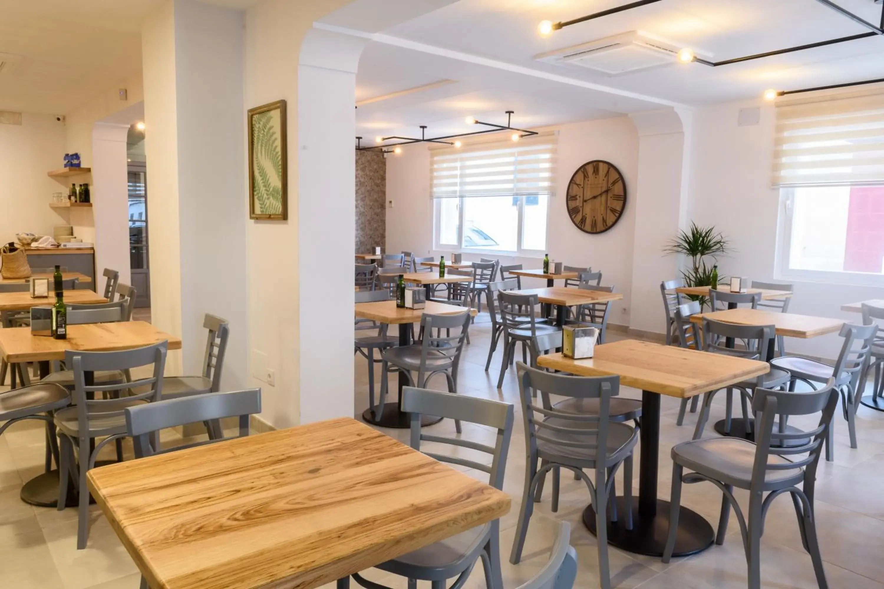 Lounge or bar in Hostal La Isla Lounge or bar in Hostal La Isla