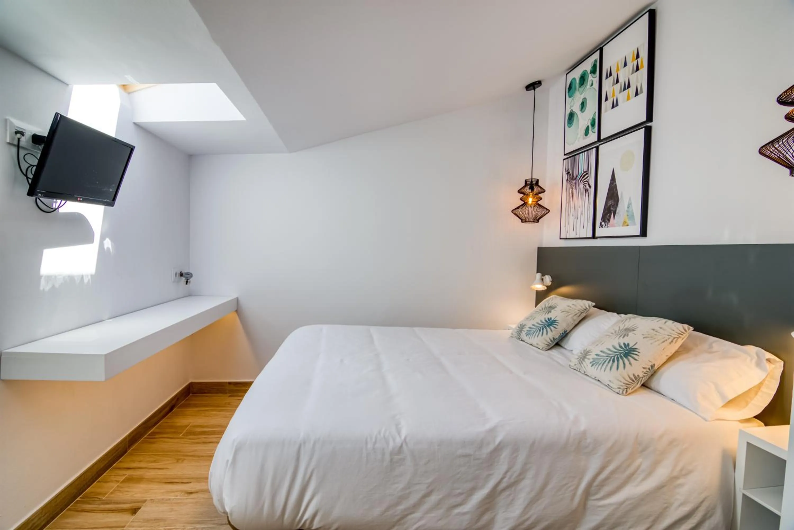 Bedroom, Bed in Hostal La Isla