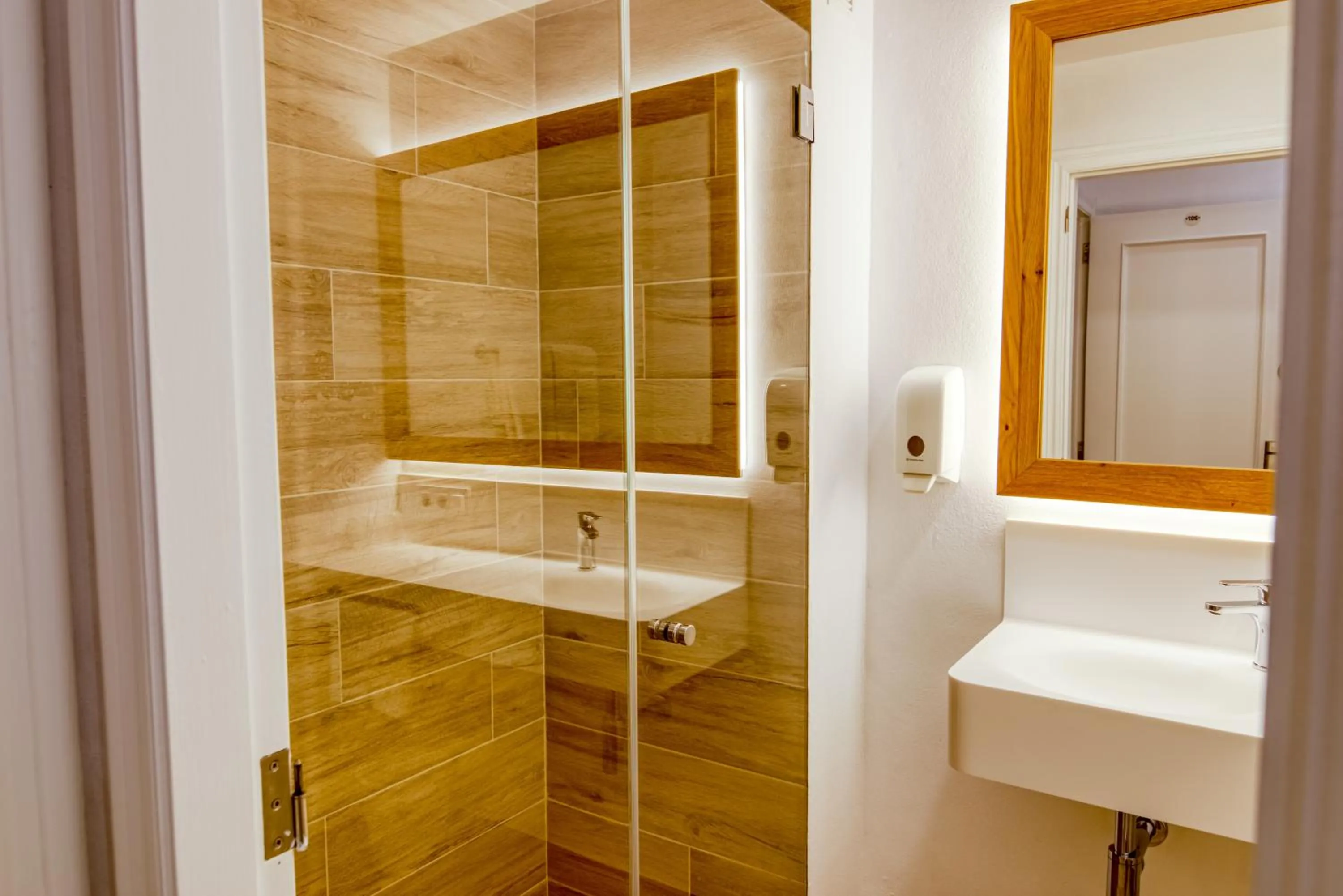 Bathroom in Hostal La Isla