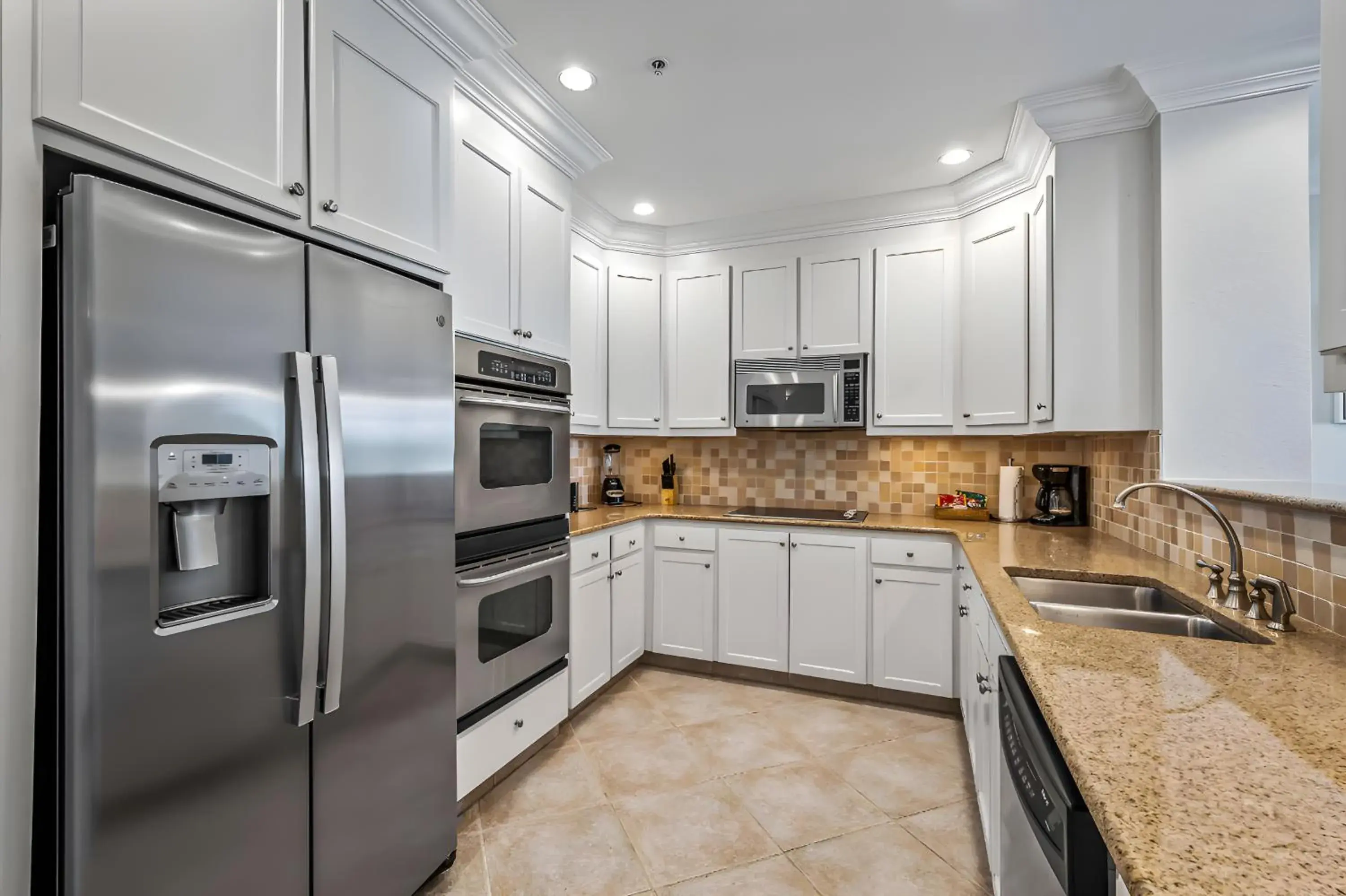 Three-Bedroom Apartment in St James Bay Golf & Pickleball Resort Three-Bedroom Apartment in St James Bay Golf & Pickleball Resort