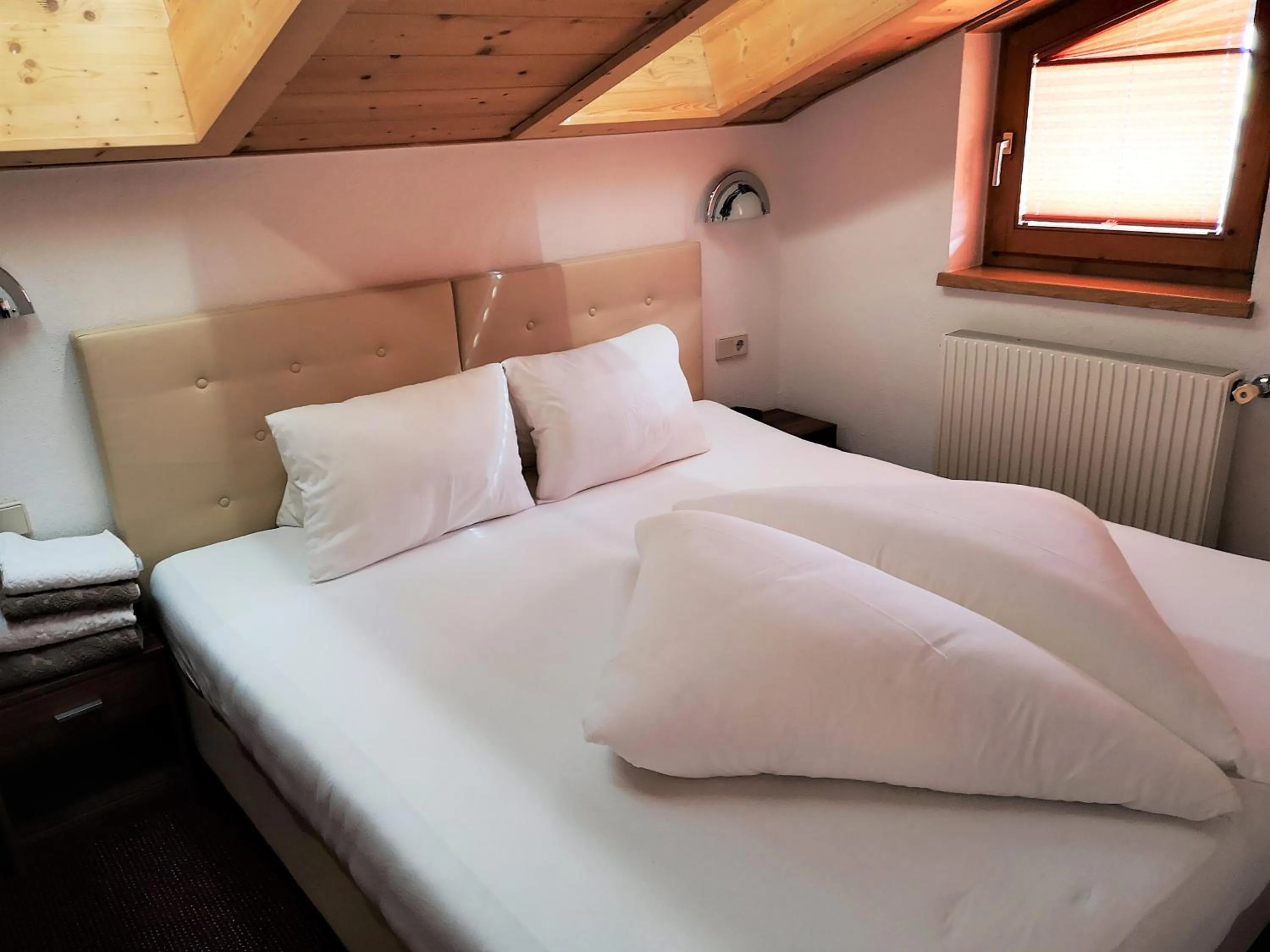 Bed in Apart Hotel Ideal