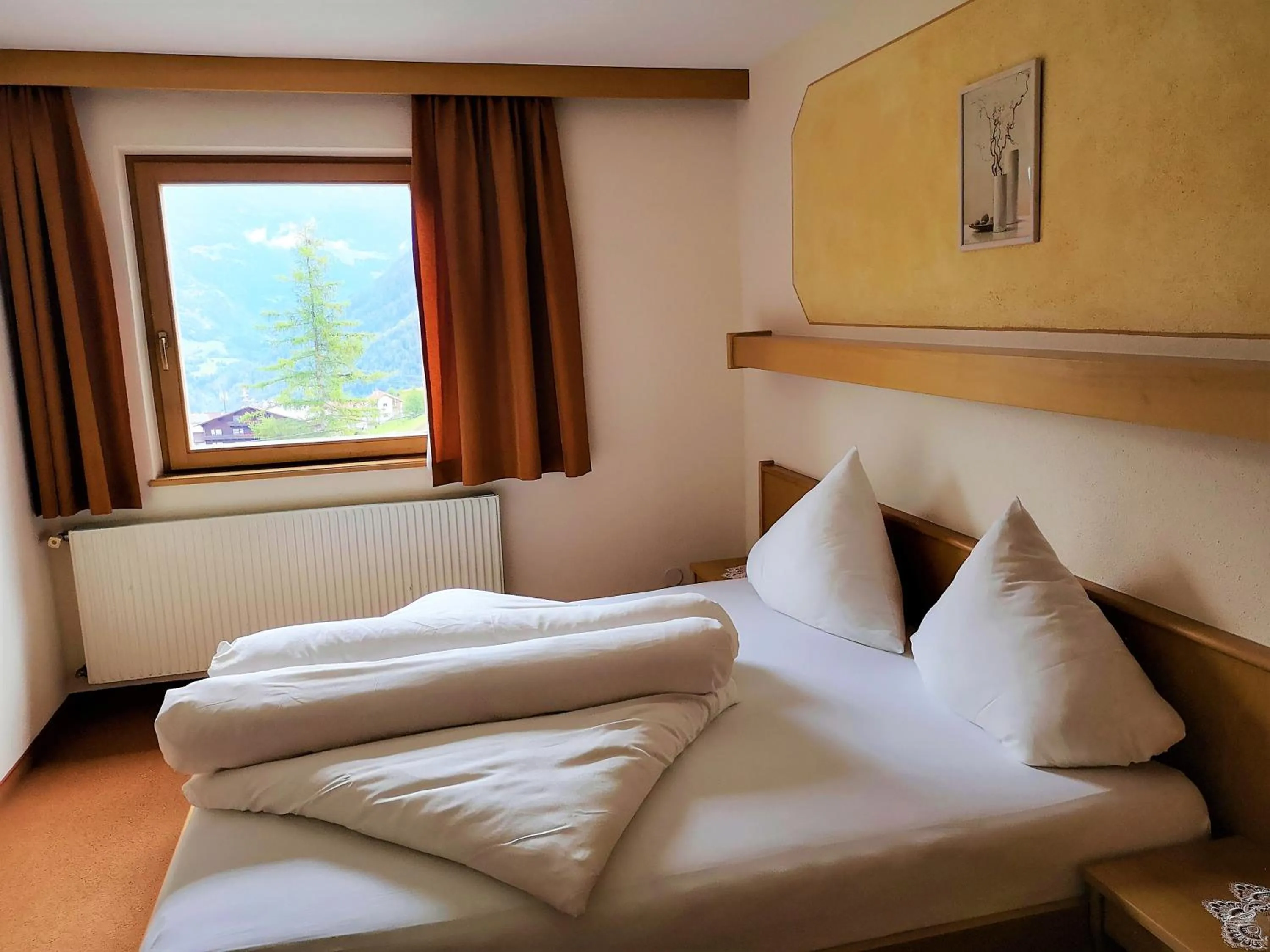 Bed in Apart Hotel Ideal