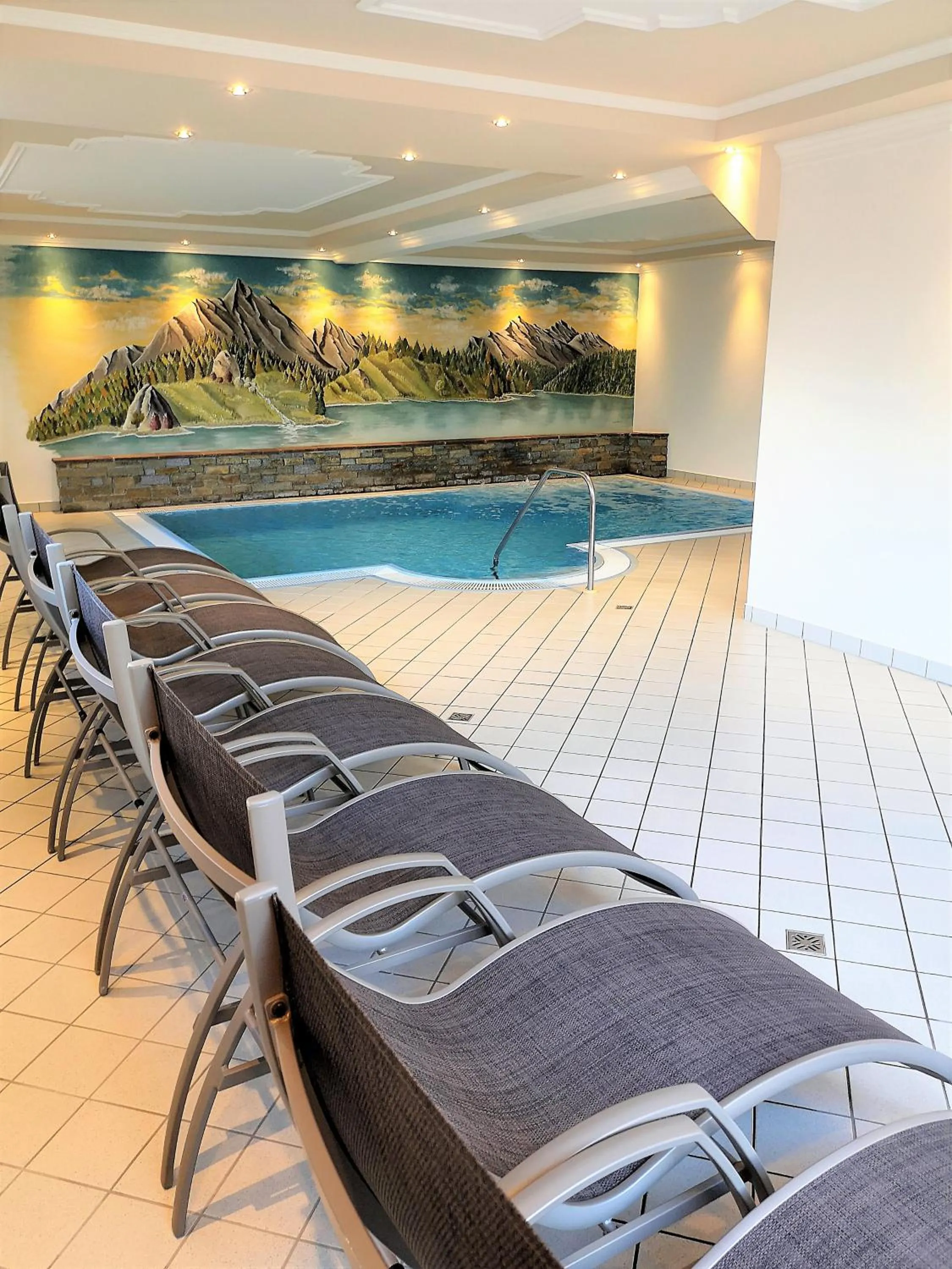Swimming pool in Apart Hotel Ideal