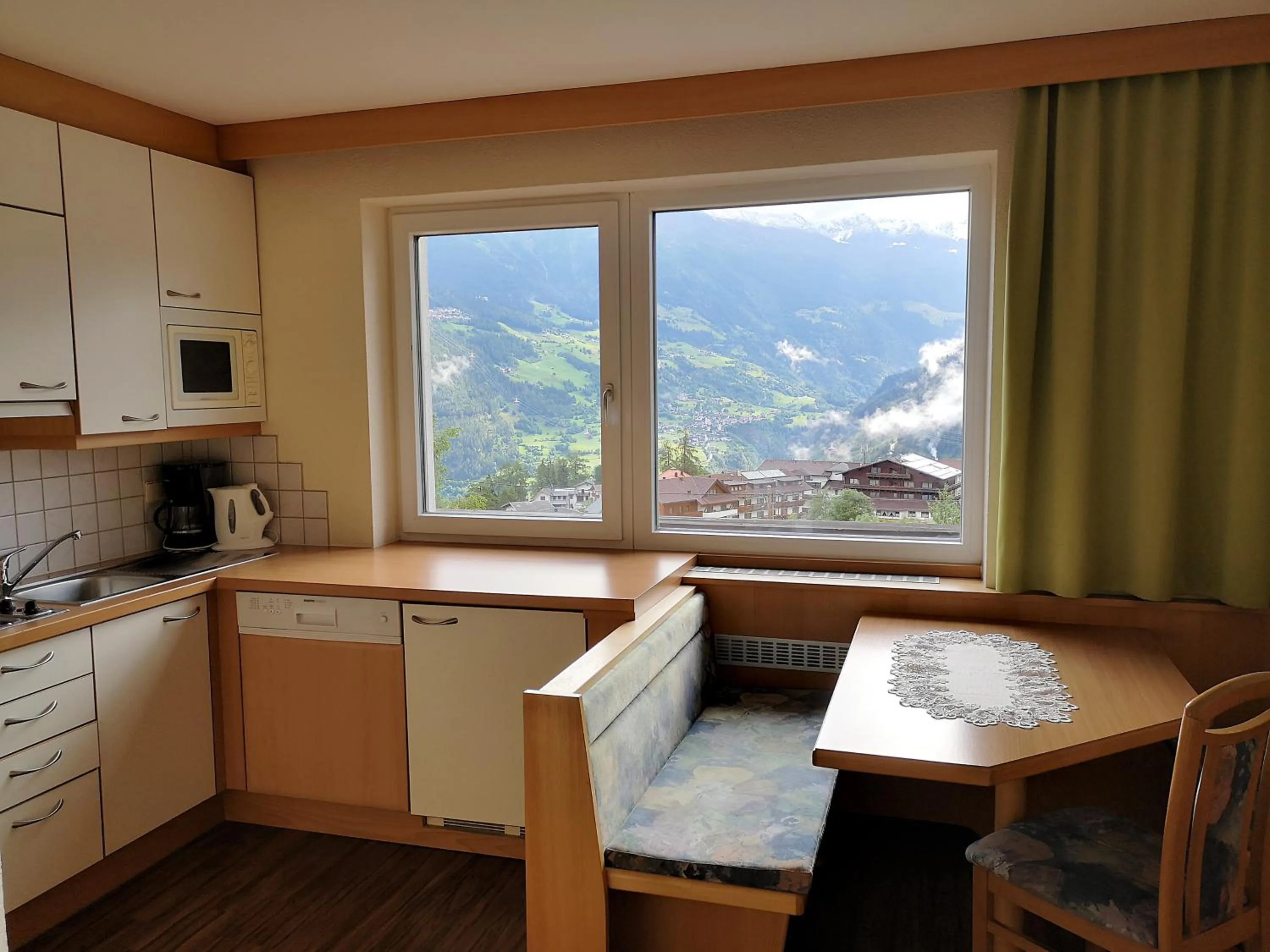 Kitchen or kitchenette in Apart Hotel Ideal