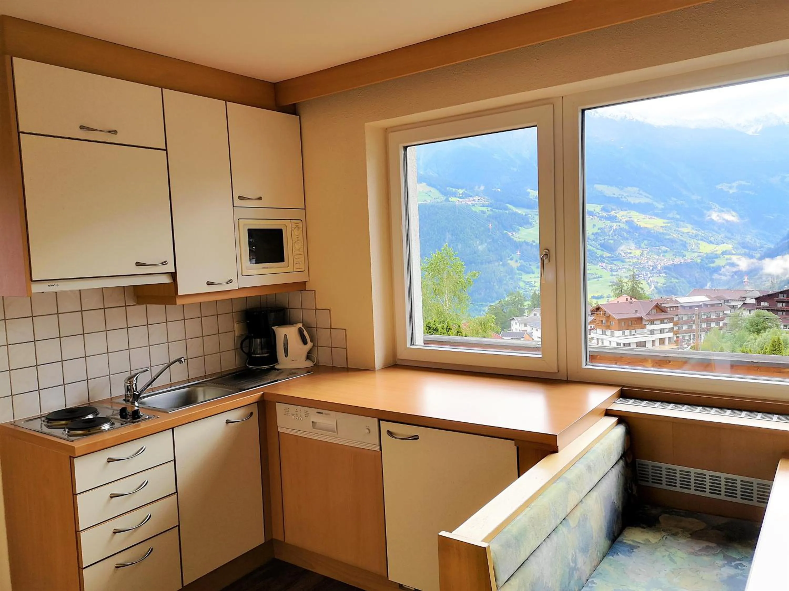 Kitchen or kitchenette in Apart Hotel Ideal