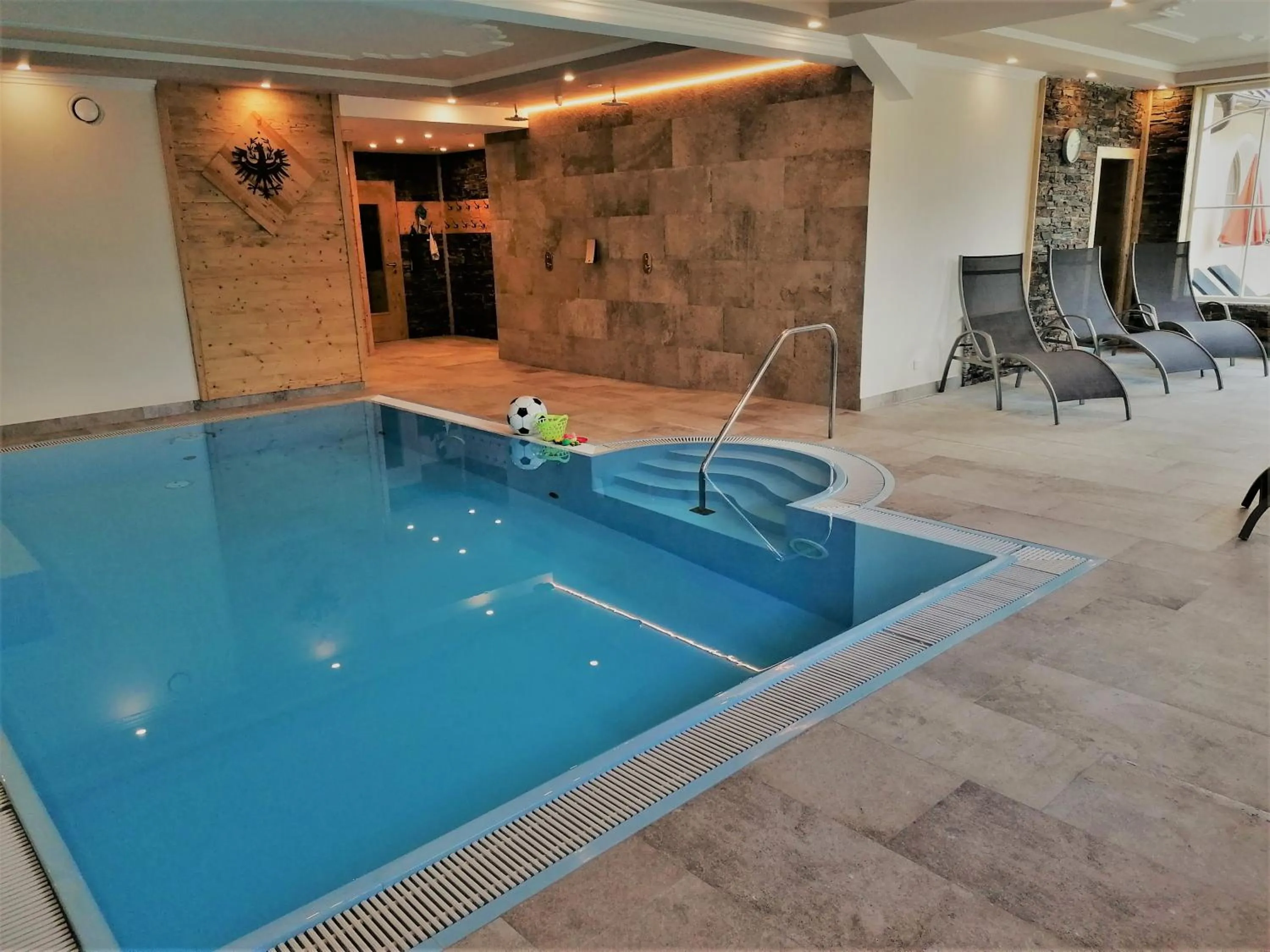 Swimming pool in Apart Hotel Ideal