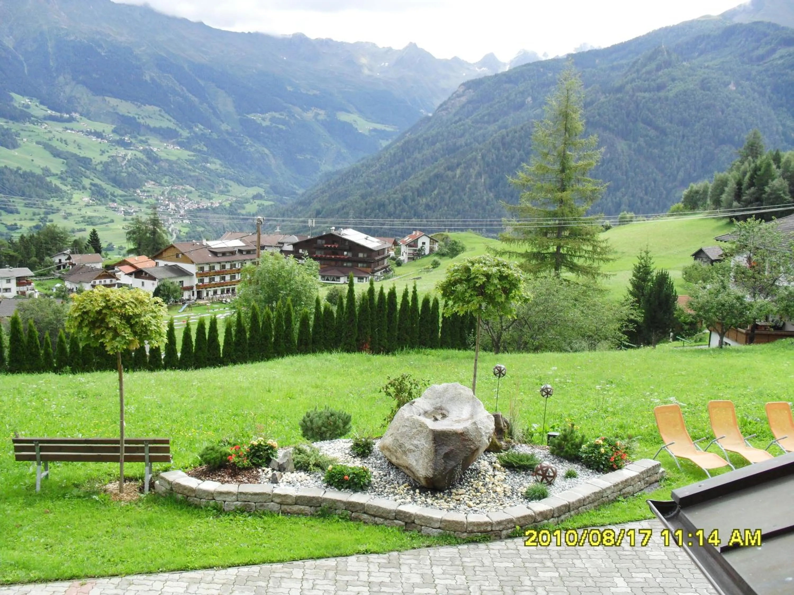 Area and facilities in Apart Hotel Ideal