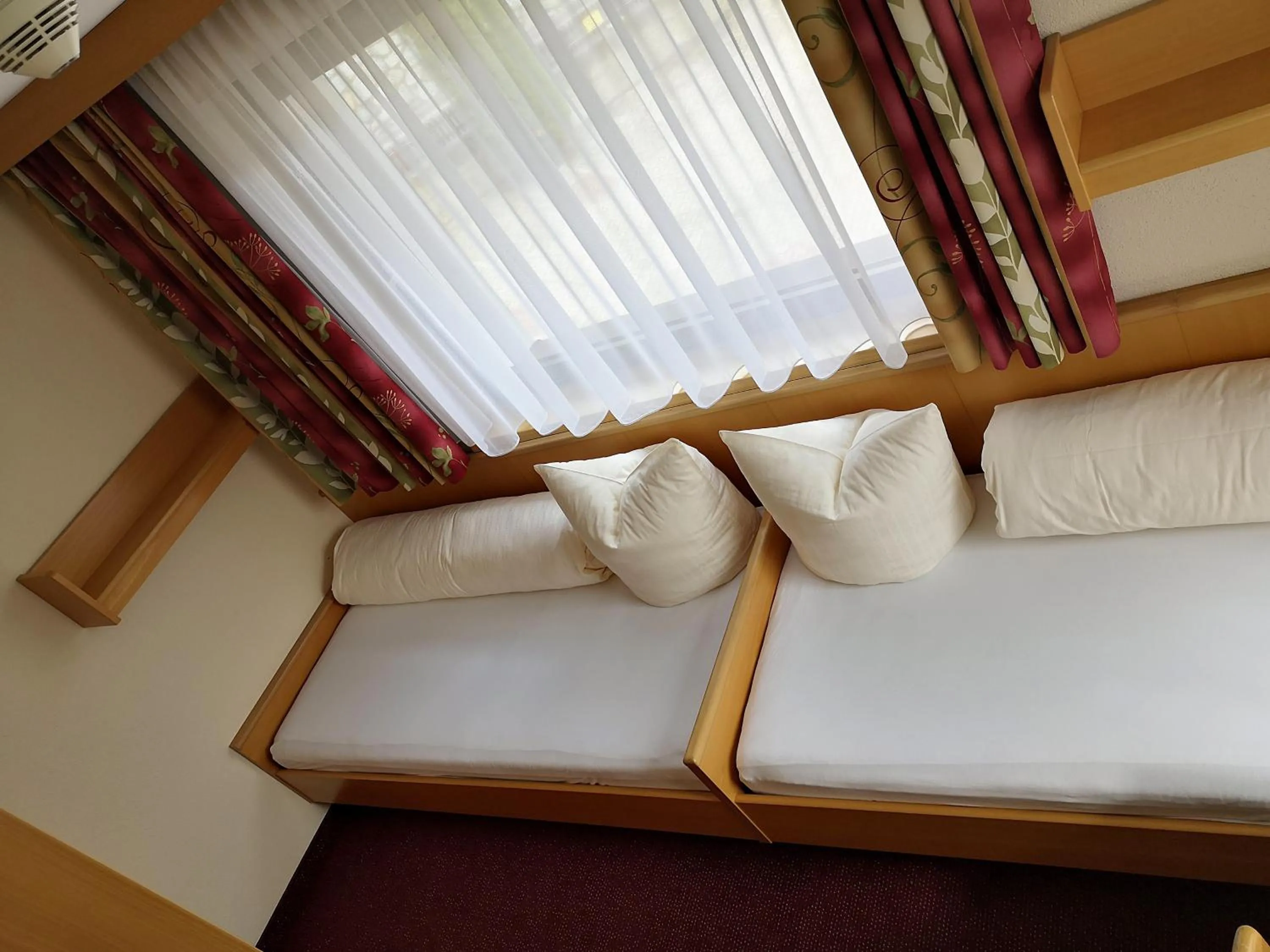 Bed in Apart Hotel Ideal