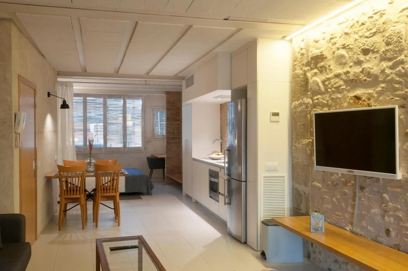 Photo of the whole room in Onyar apartments Rambla de la llibertat 27