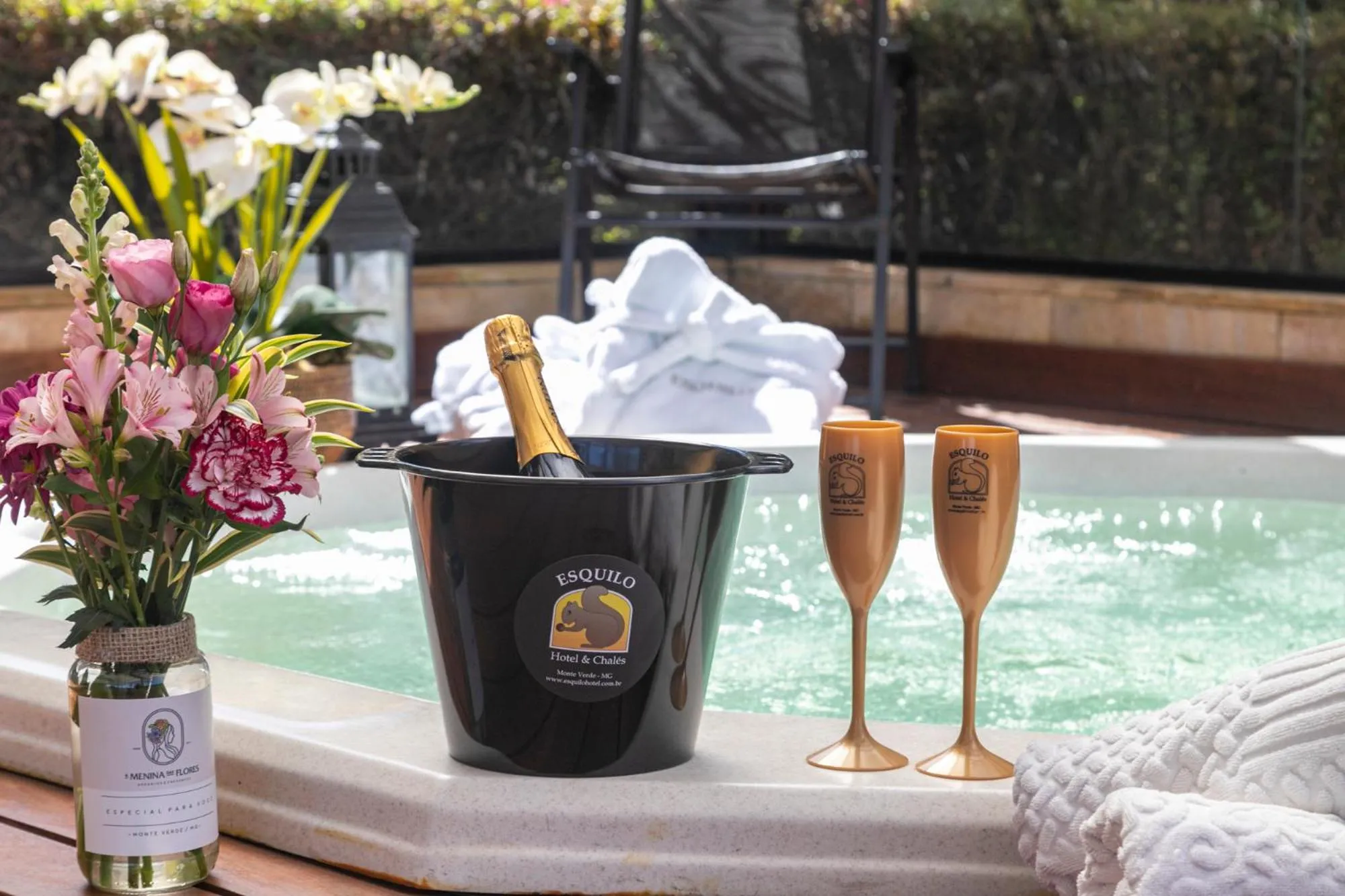 Hot Tub in Esquilo Hotel