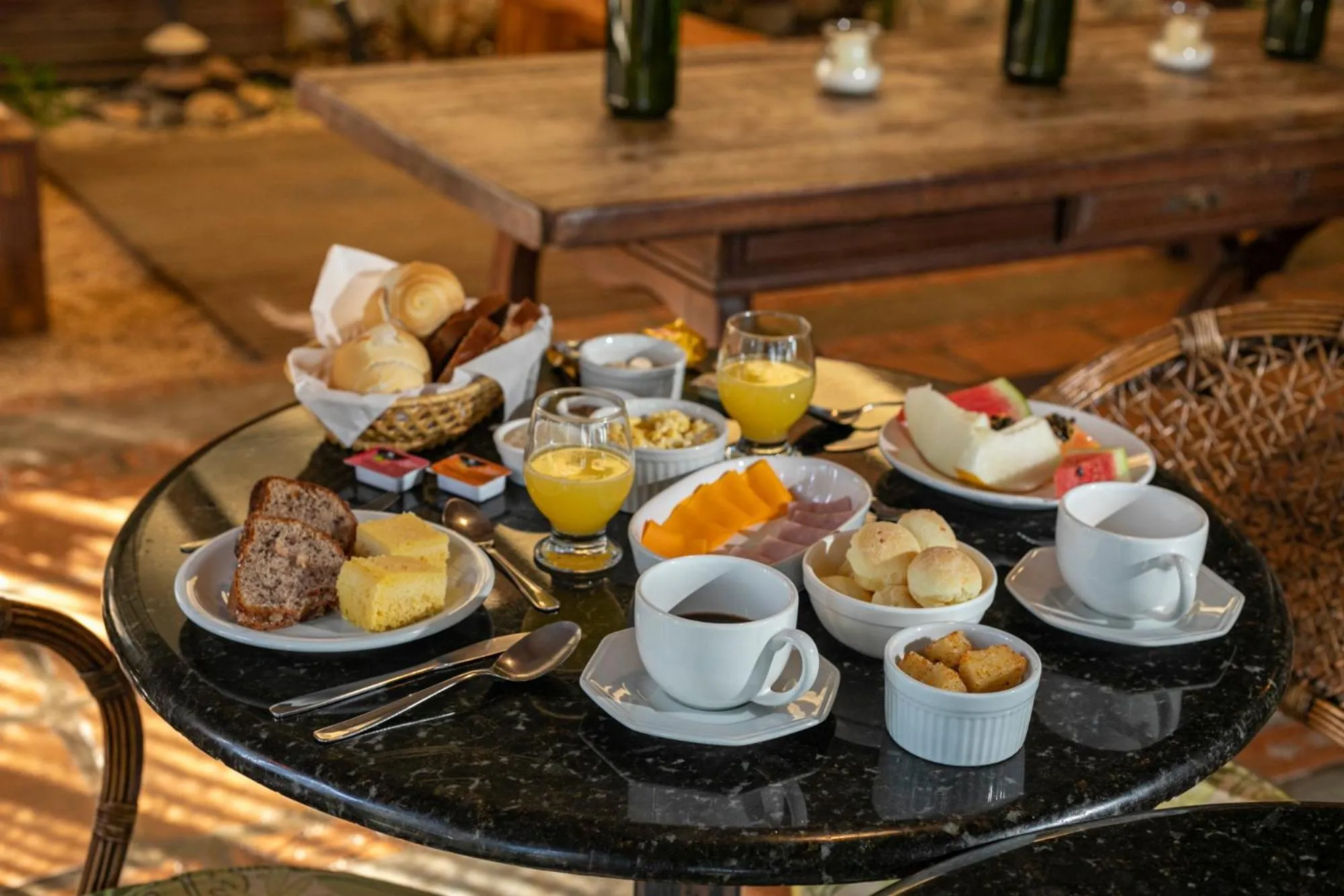 Breakfast in Esquilo Hotel