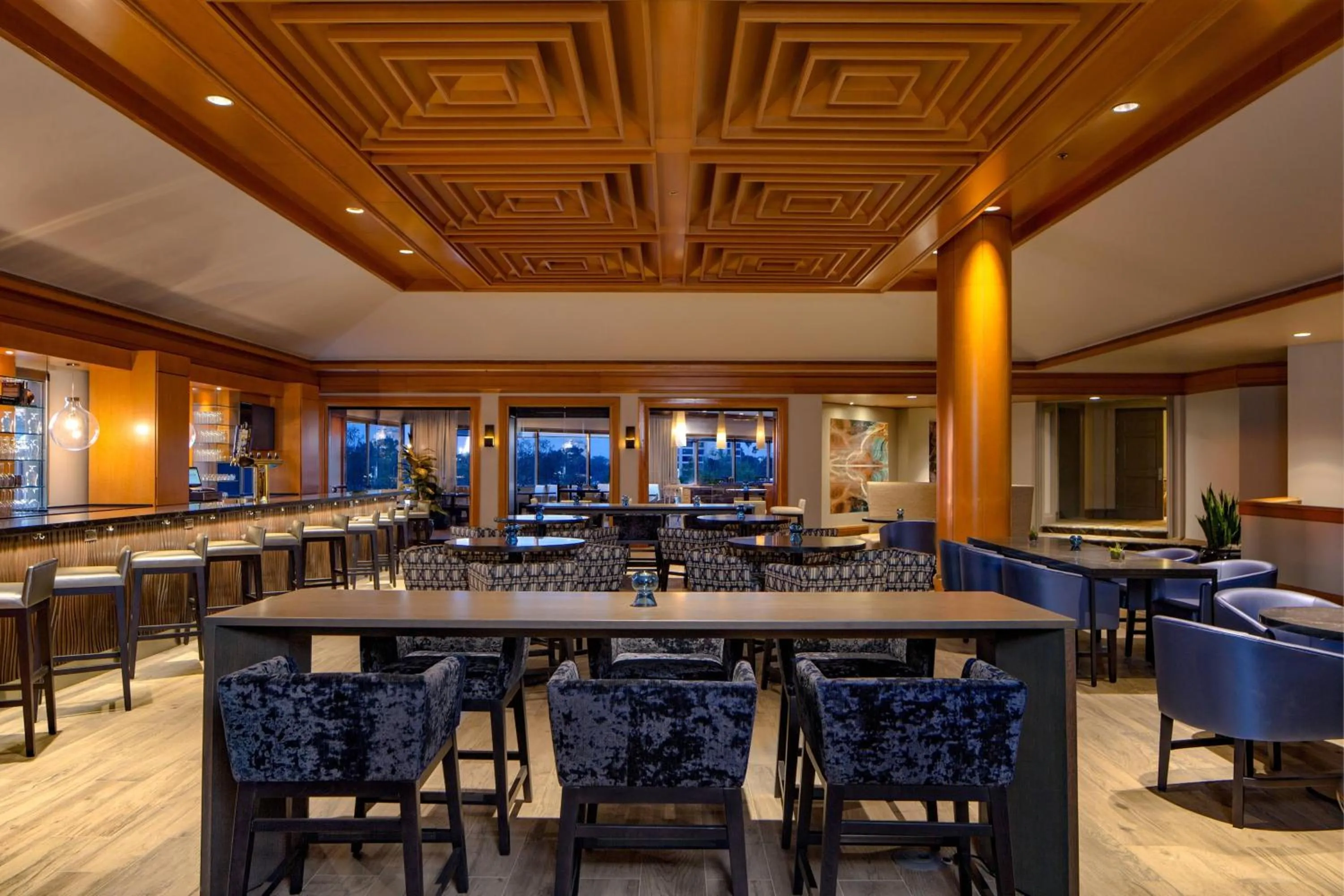 Lounge or bar in The Westin Tampa Waterside