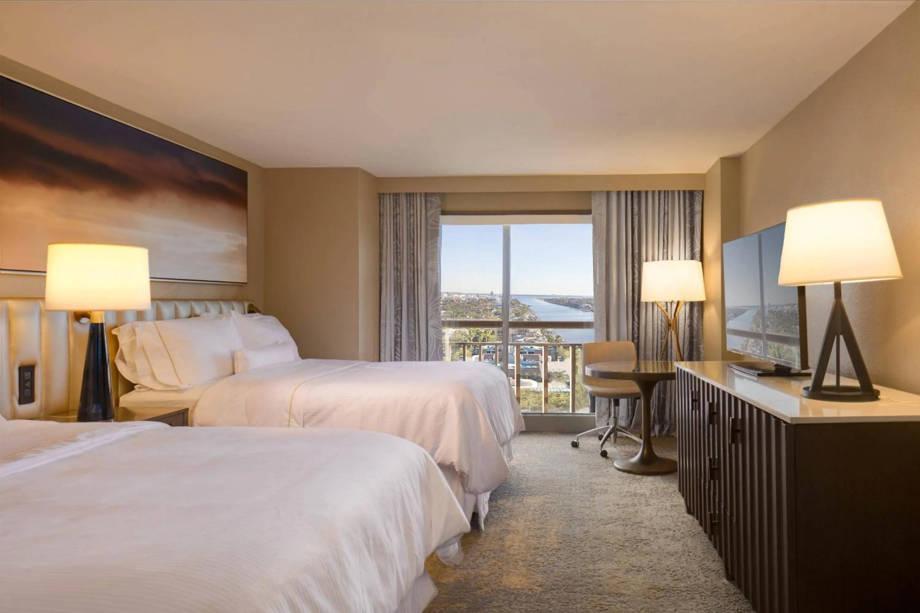 Photo of the whole room, Bed in The Westin Tampa Waterside
