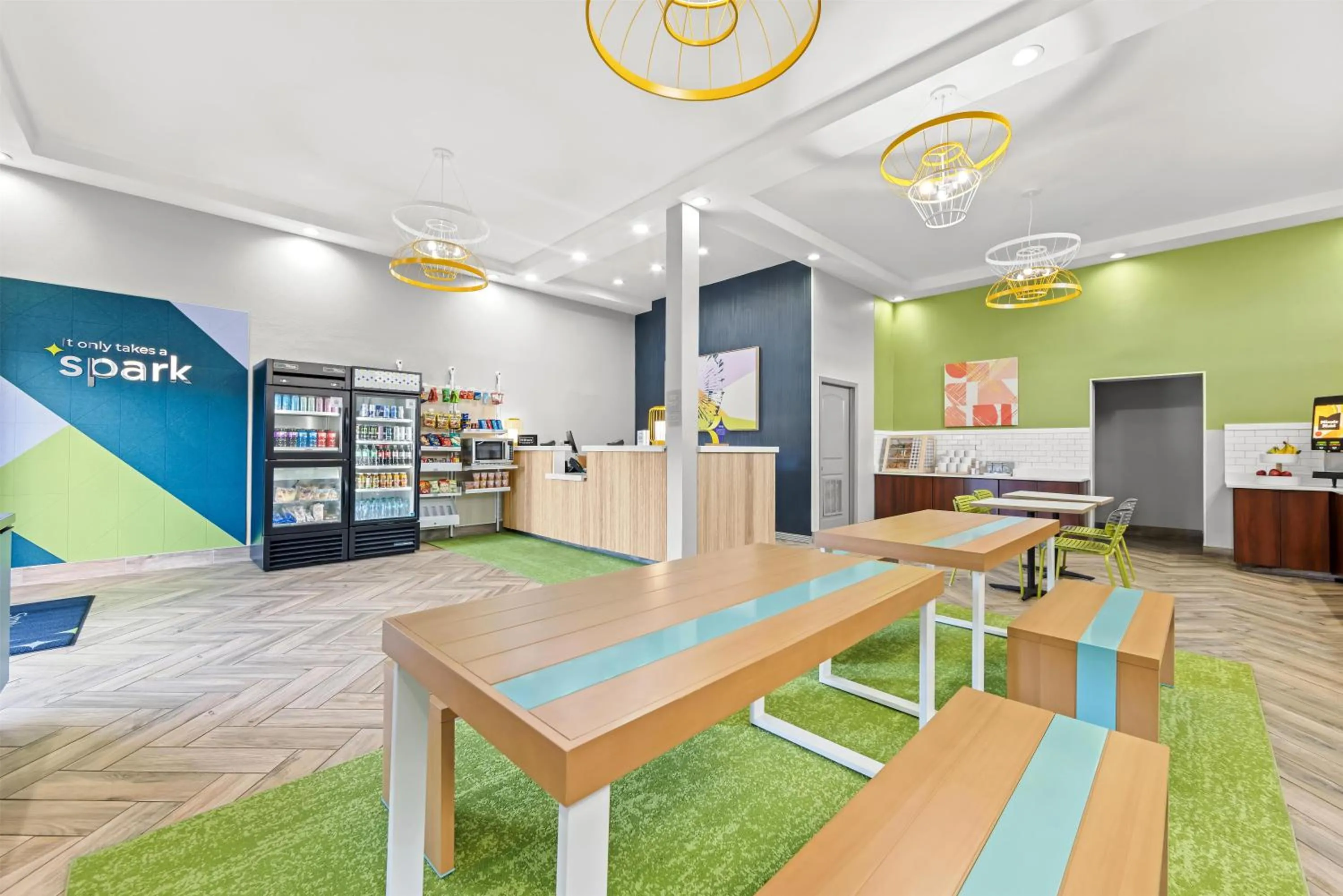 Lobby or reception in Spark by Hilton Kodak