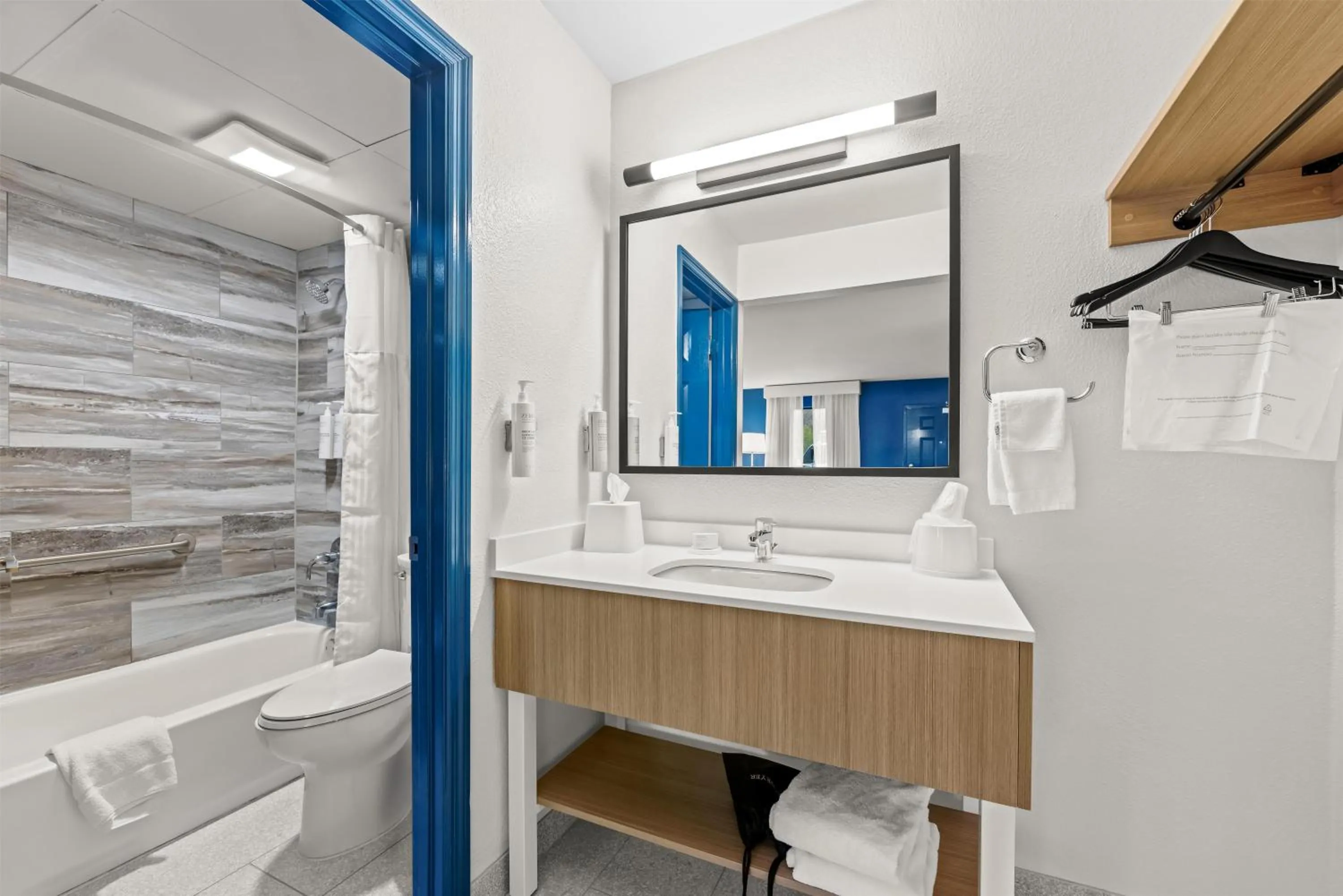 Bathroom in Spark by Hilton Kodak
