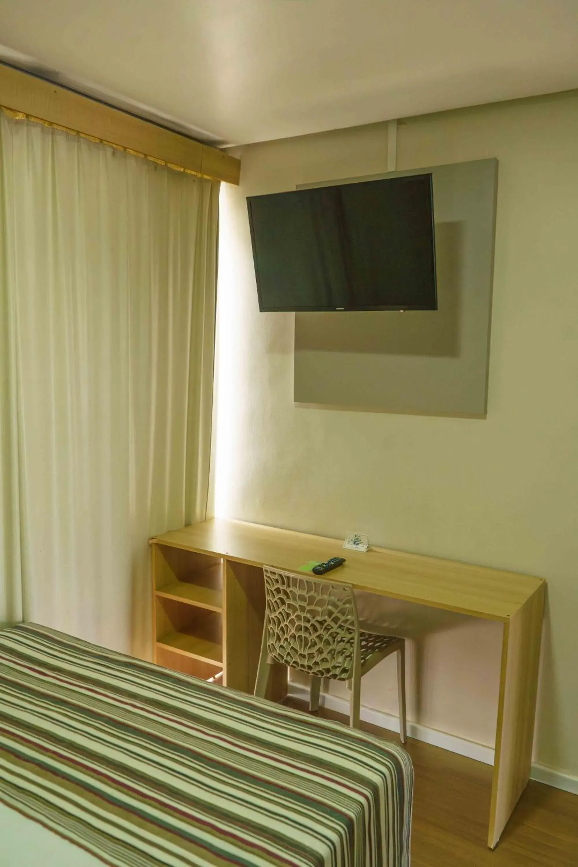 View (from property/room) in Hotel Dan Inn Express Porto Alegre by Nacional Inn -Próximo à Arena do Grêmio, Parque Harmonia e Réveillon na Orla do Guaíba View (from property/room) in Hotel Dan Inn Express Porto Alegre by Nacional Inn -Próximo à Arena do Grêmio, Parque Harmonia e Réveillon na Orla do Guaíba