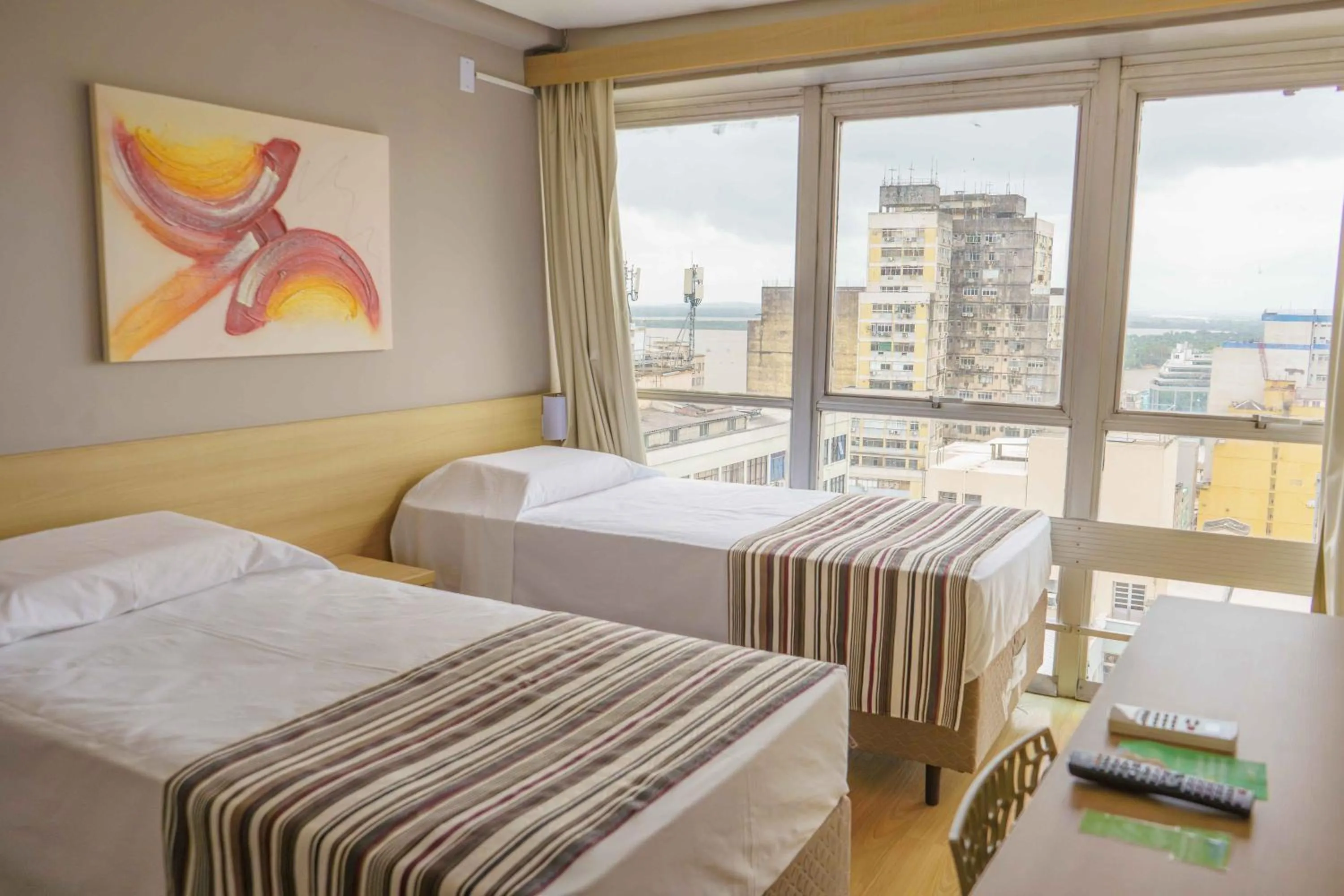 Bed in Hotel Dan Inn Express Porto Alegre by Nacional Inn -Próximo à Arena do Grêmio, Parque Harmonia e Réveillon na Orla do Guaíba