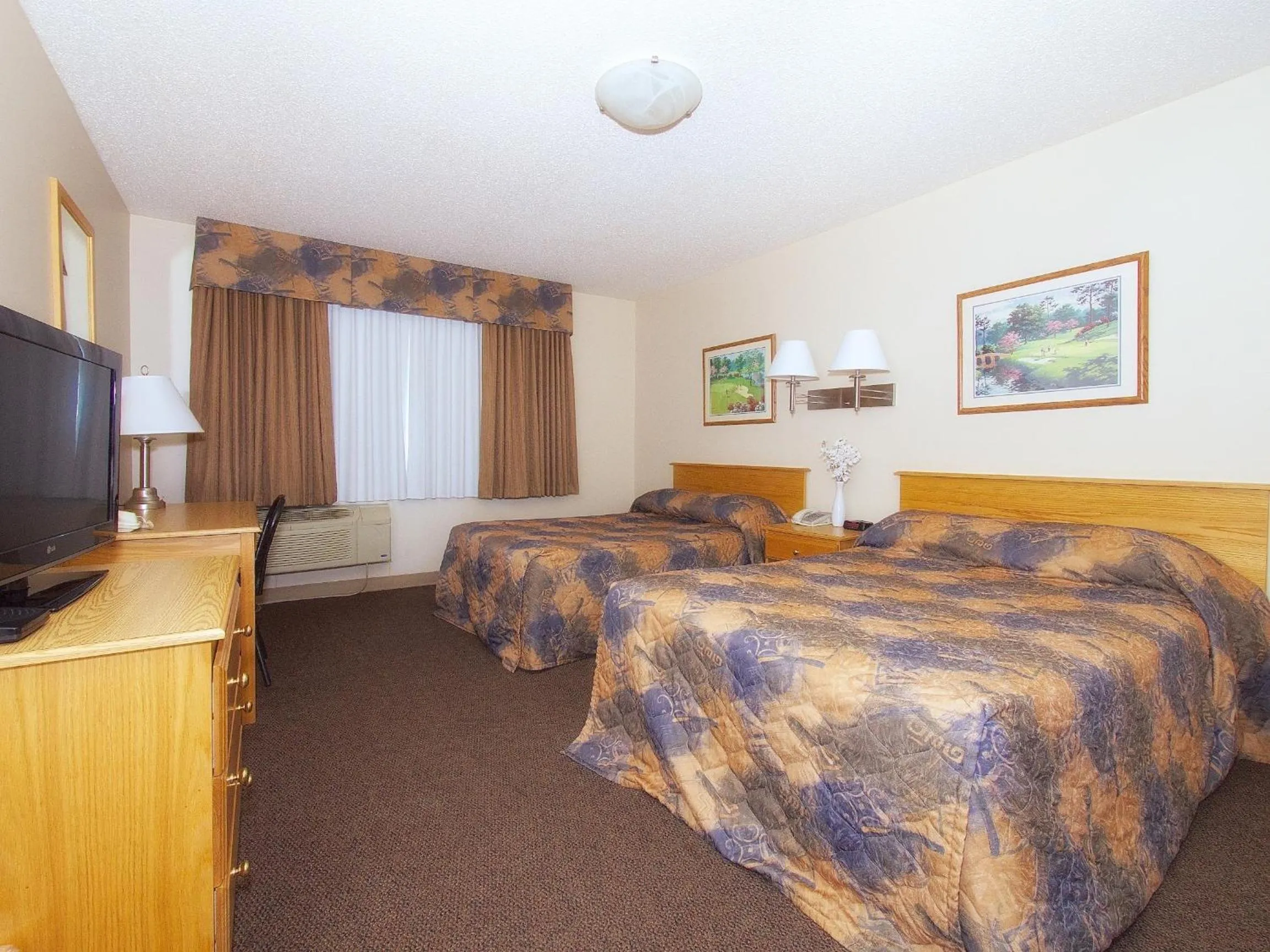 Photo of the whole room, Bed in Best Maple Inn - Drayton Valley