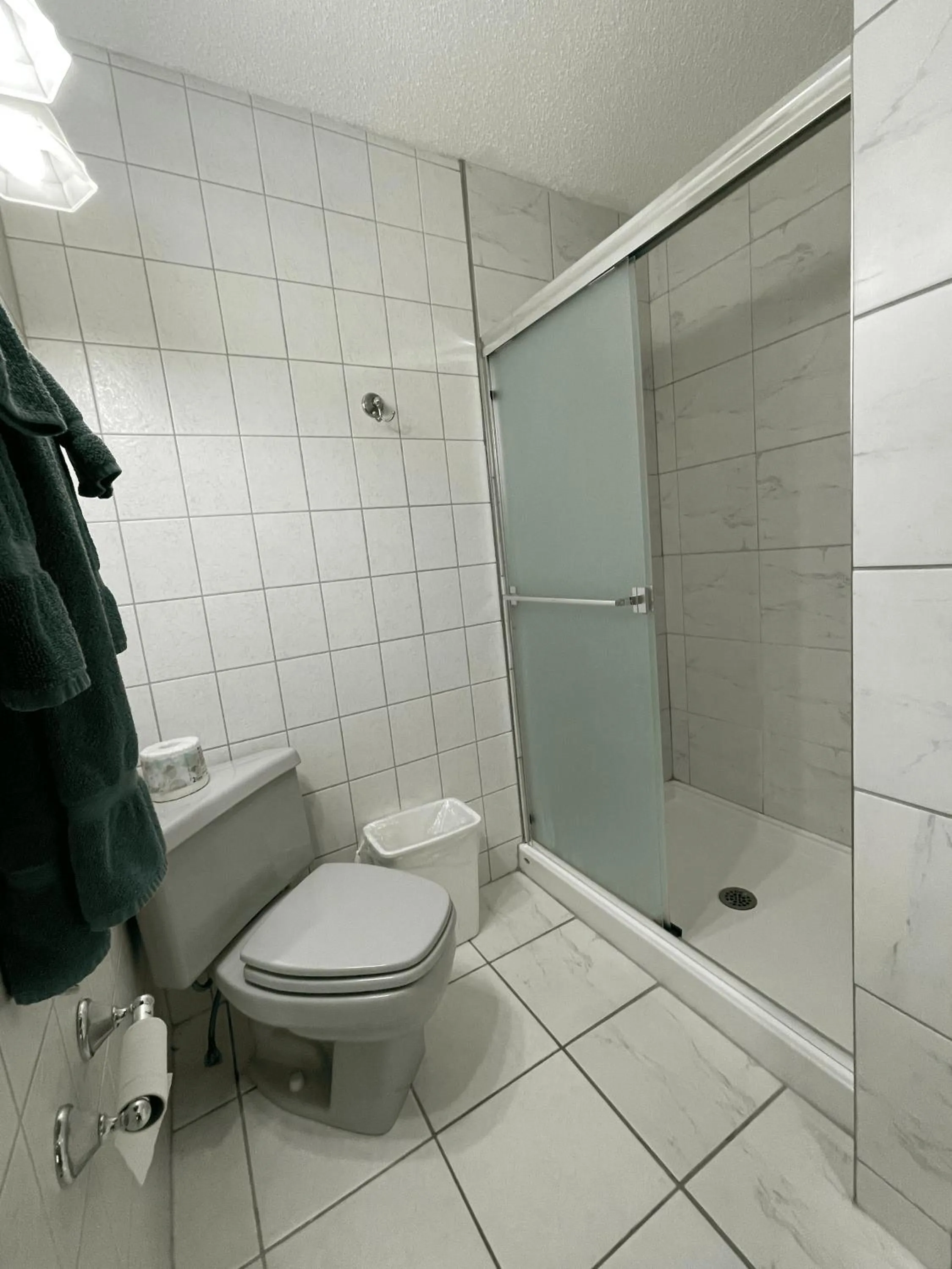 Best Maple Inn - Drayton Valley