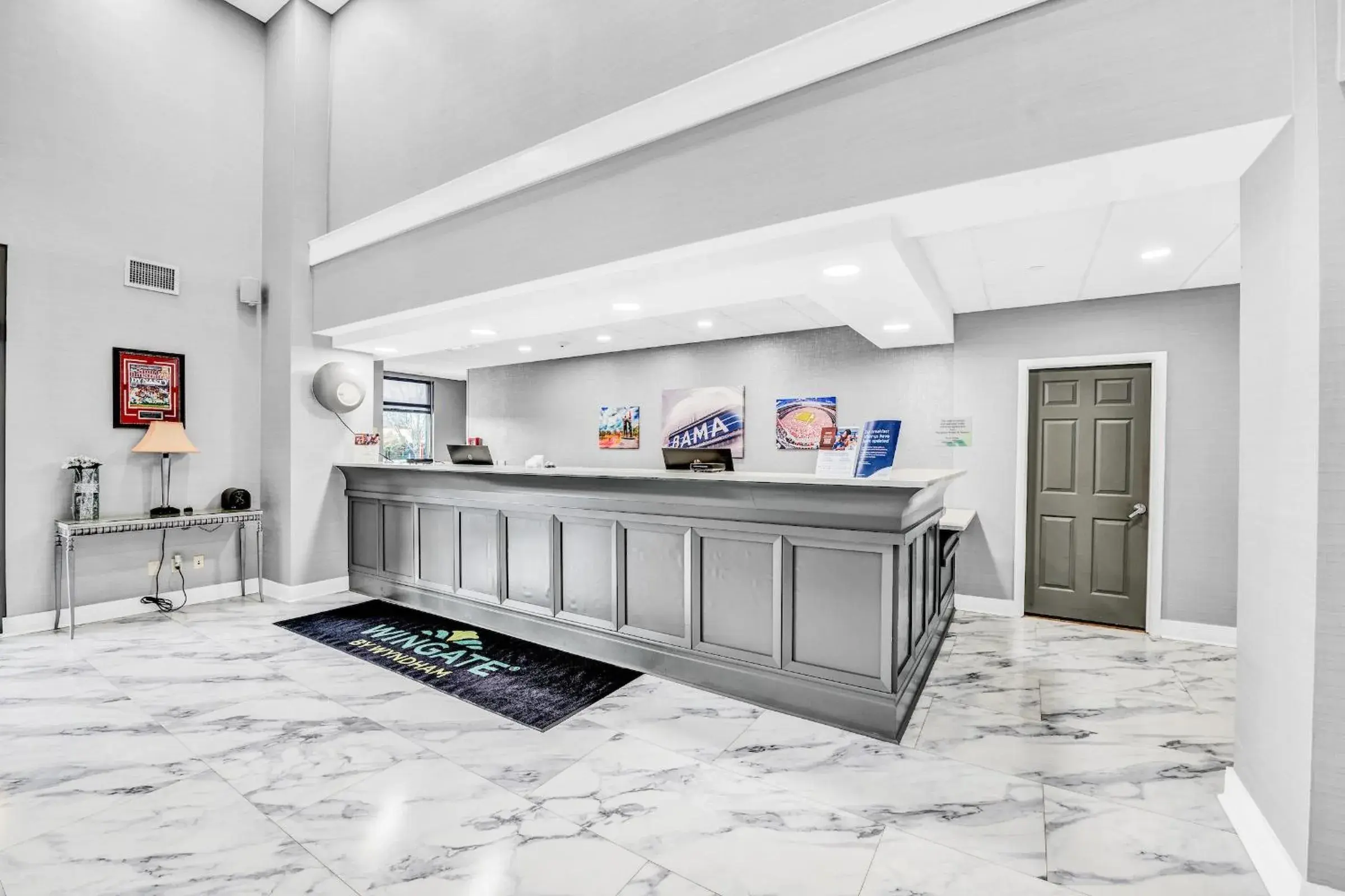 Lobby or reception in Wingate by Wyndham Tuscaloosa Lobby or reception in Wingate by Wyndham Tuscaloosa