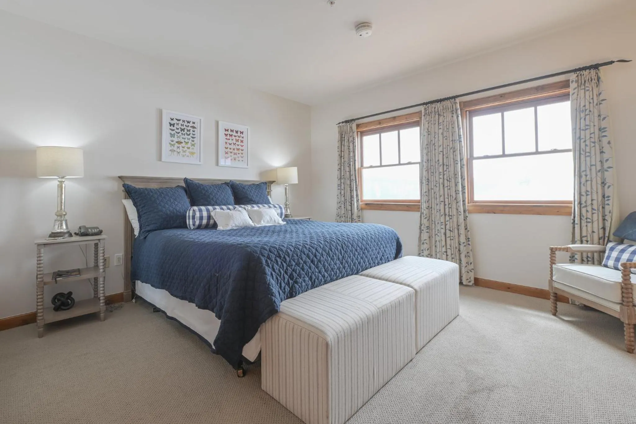 Bedroom, Bed in The Lodge at Mountaineer Square