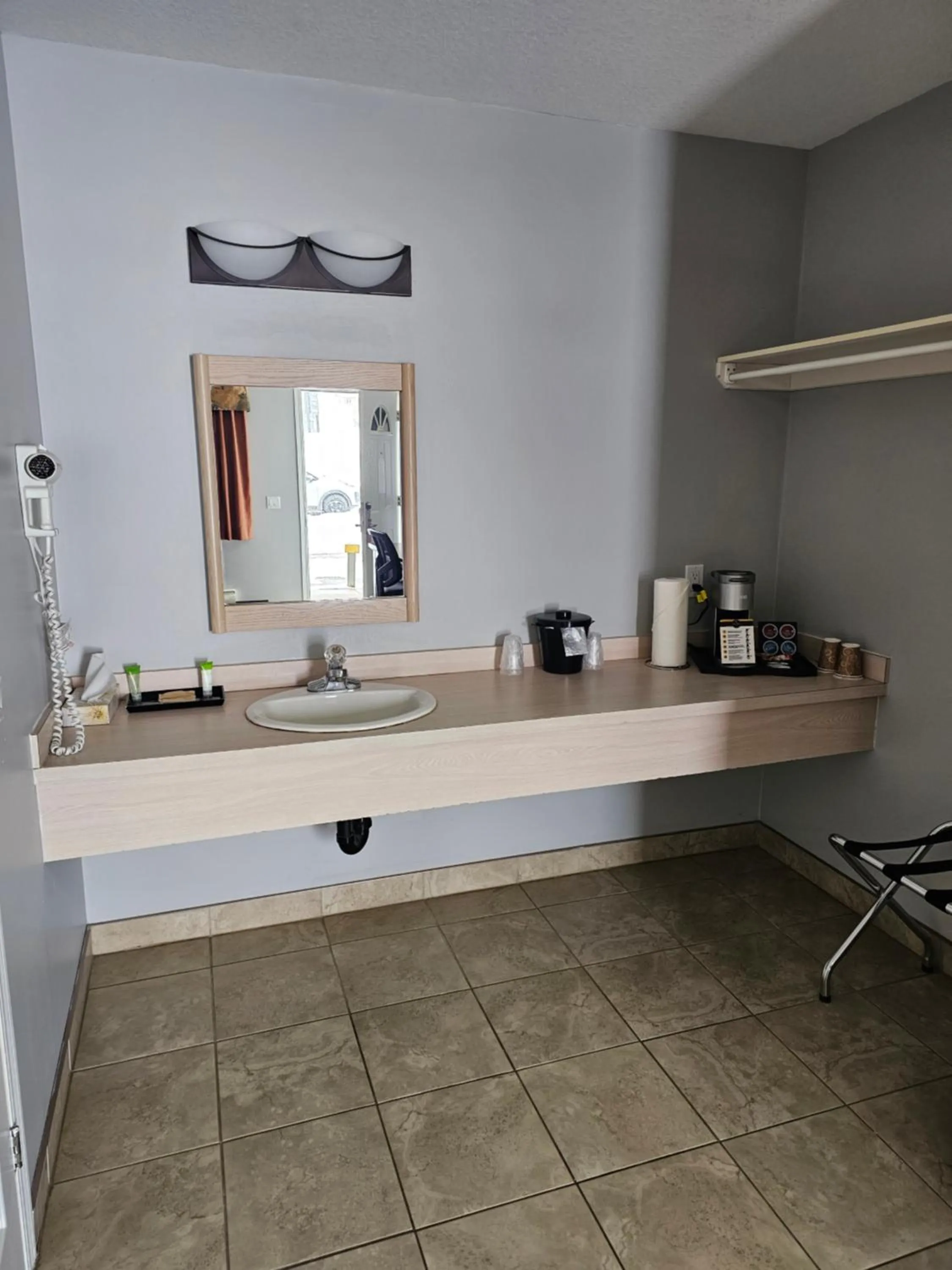 Coffee/tea facilities in BCMInns - Coleman