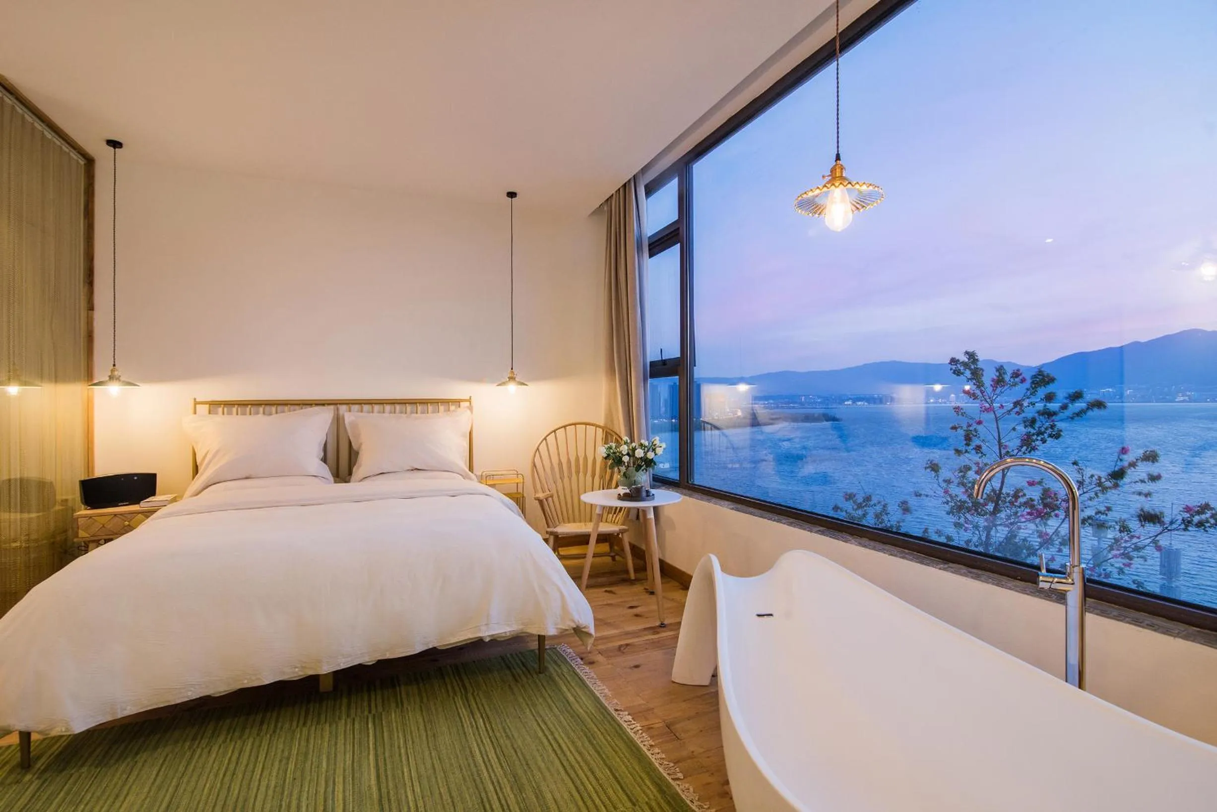 Bed in Yuanshanqing·Stone Hill Seaview Guesthouse