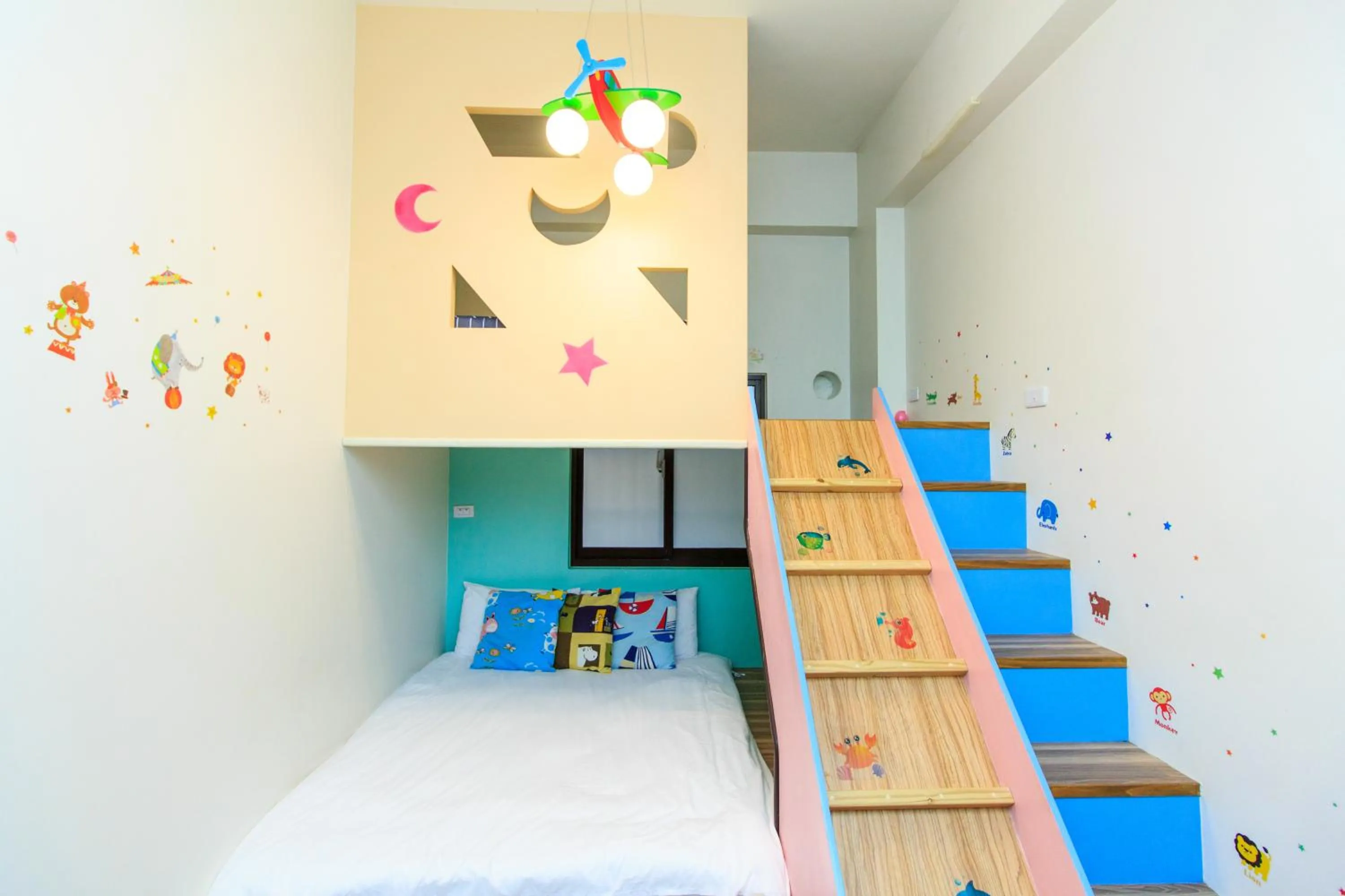 Bed in Yilan Dongshan Cypress B&B