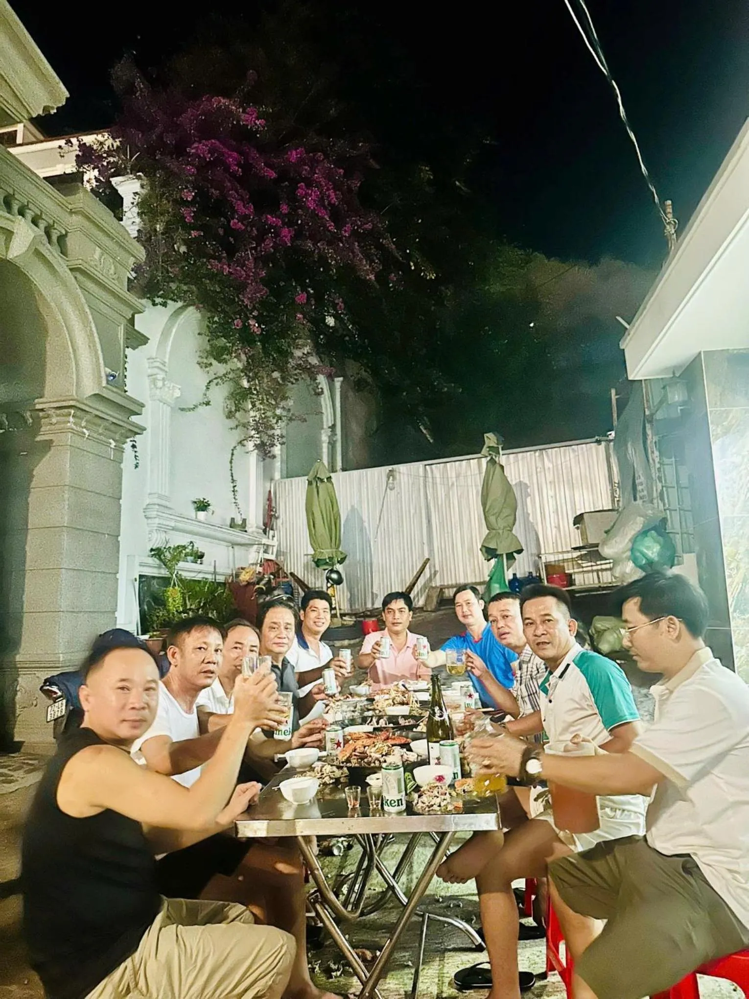 Restaurant/places to eat in Queen Motel Vung Tau