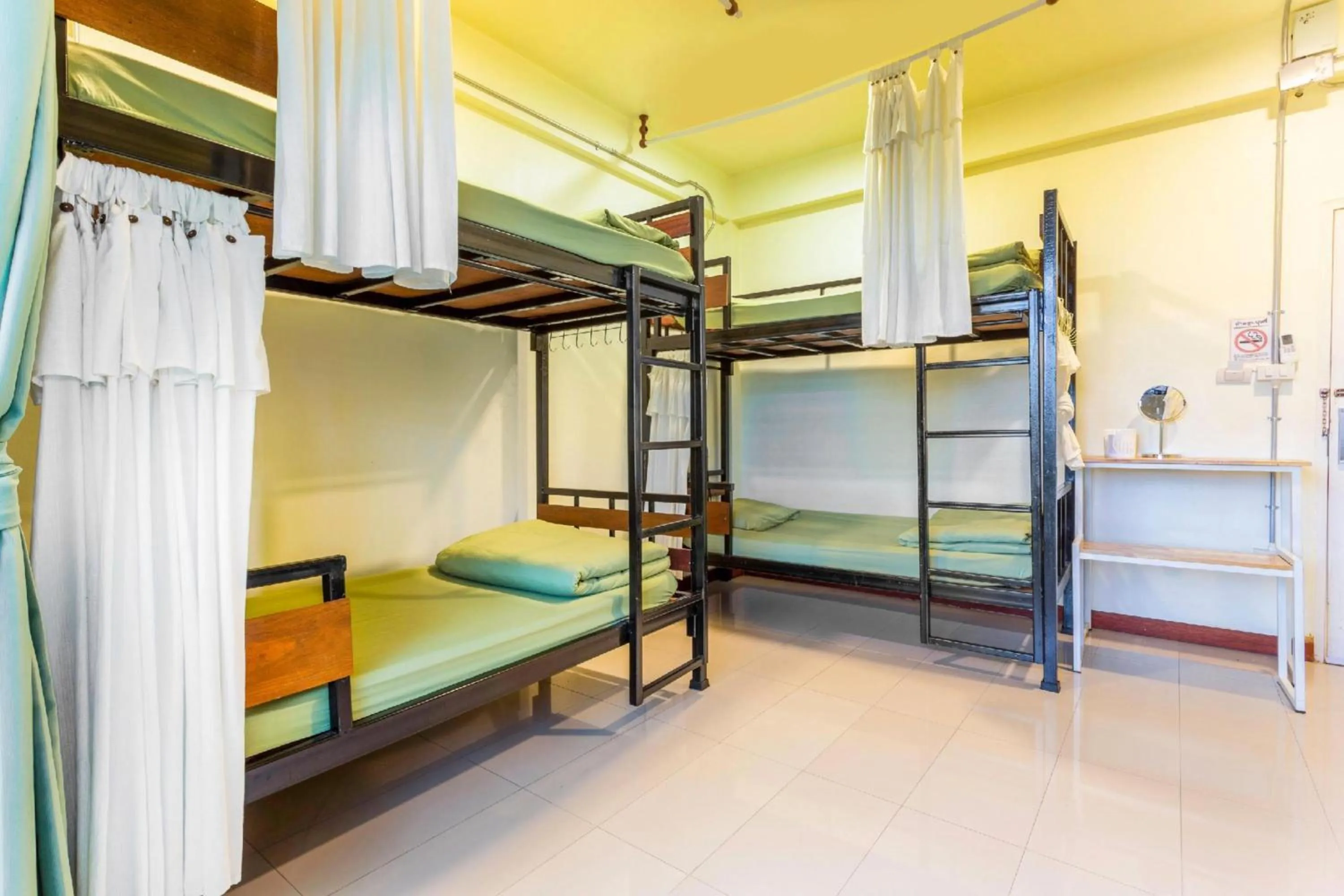 Photo of the whole room, Bed in OYO 928 Leaf Hostel