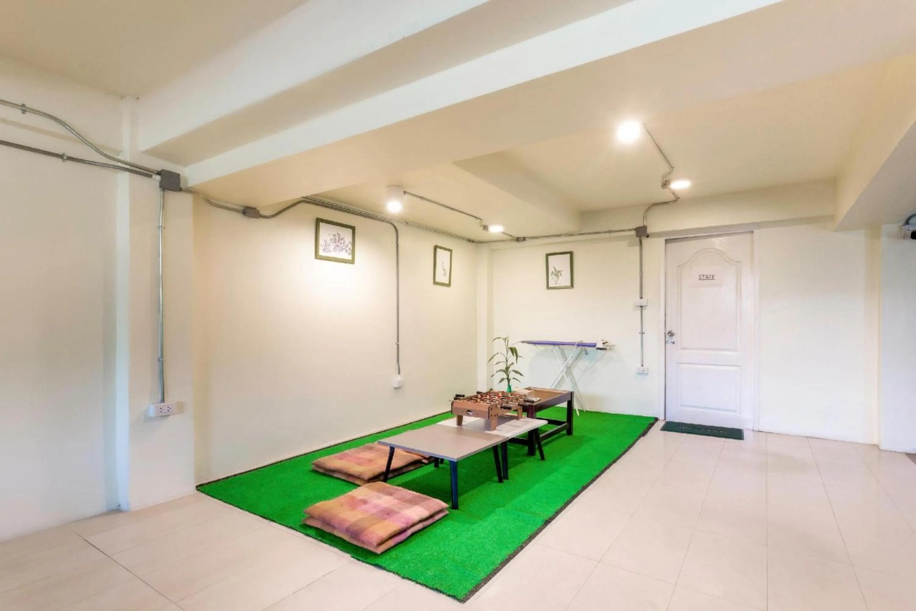 Lobby or reception in OYO 928 Leaf Hostel