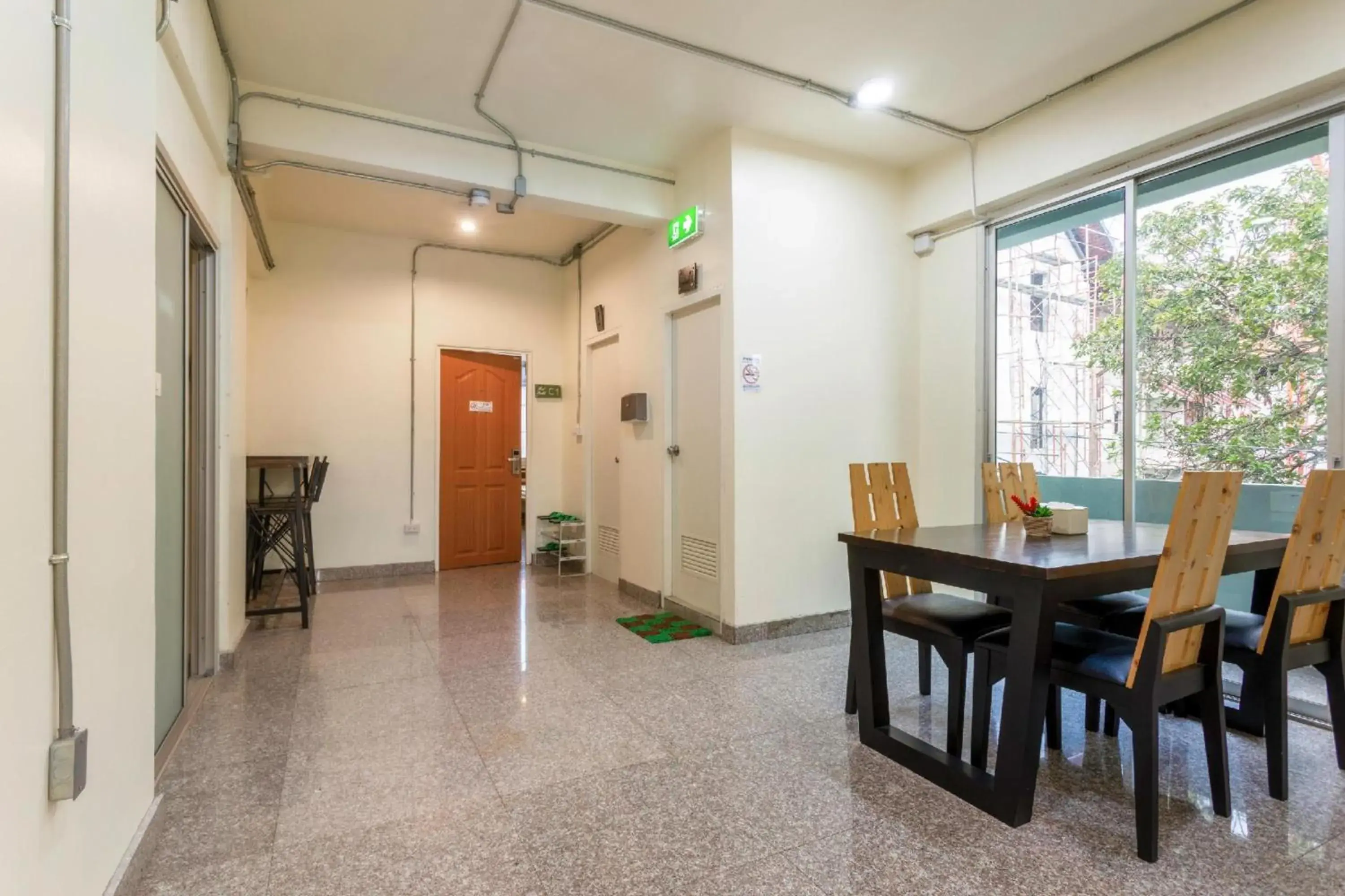 Lobby or reception in OYO 928 Leaf Hostel Lobby or reception in OYO 928 Leaf Hostel