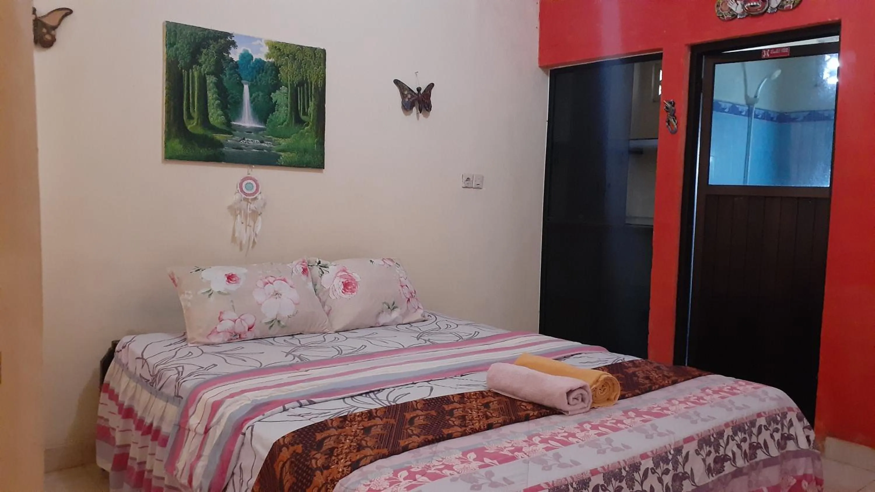 Bed in Made Roejas Family