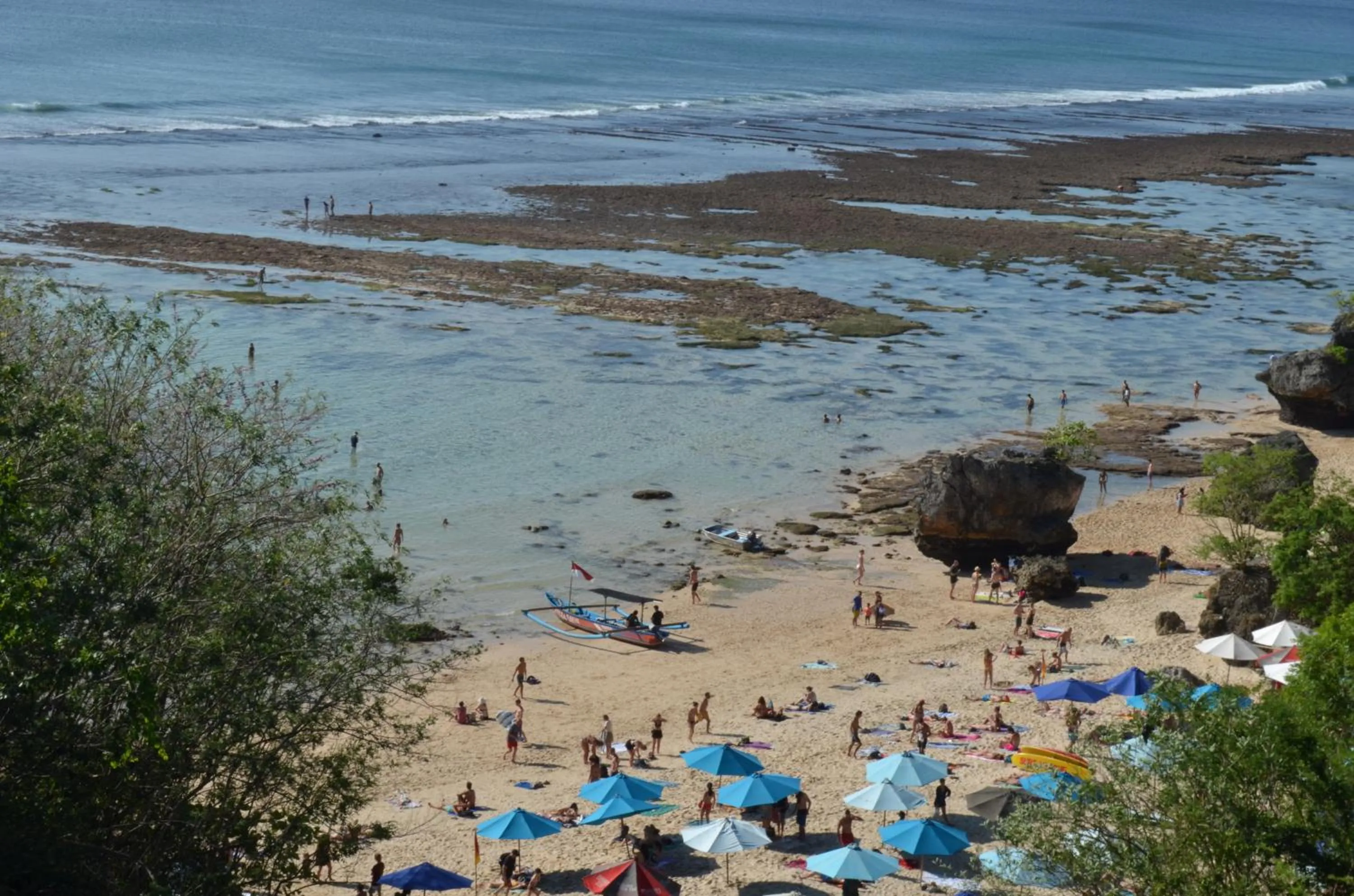 Nearby landmark in Made Roejas Family