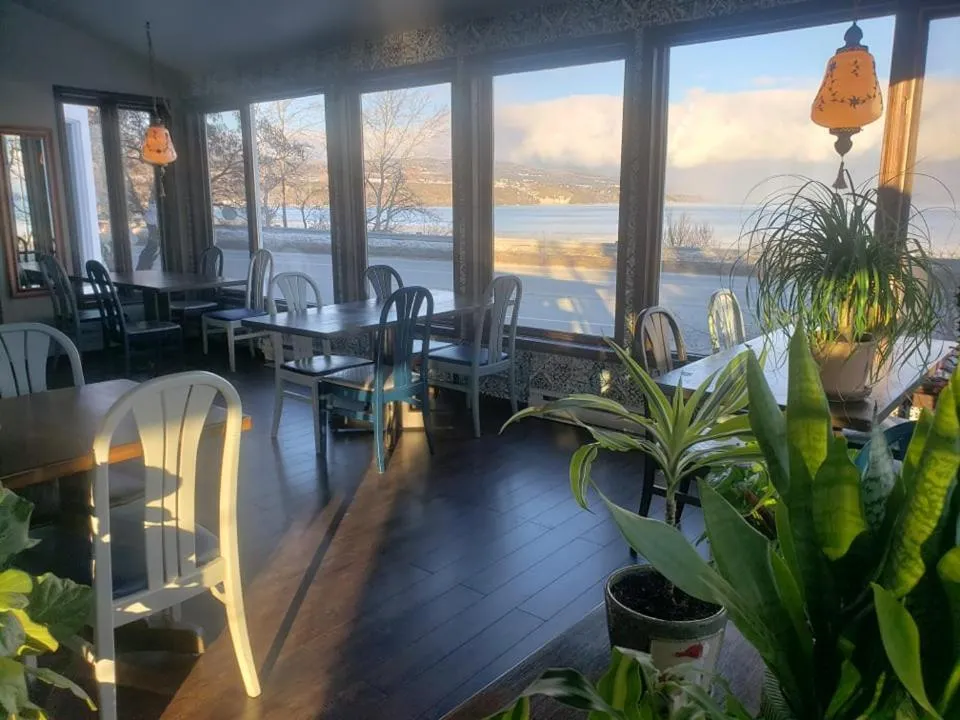 Restaurant/places to eat in Auberge La Marmite