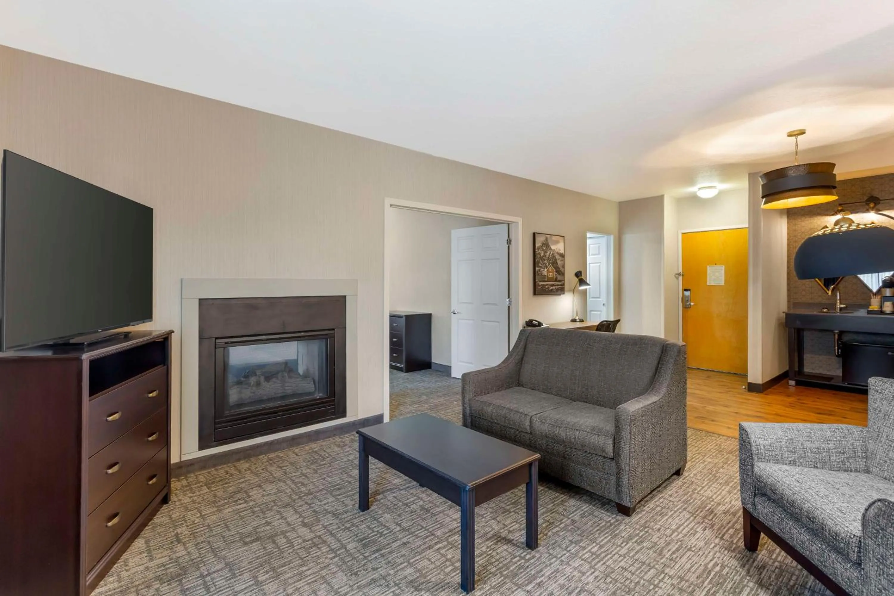 Bedroom in Best Western Plus Grant Creek Inn