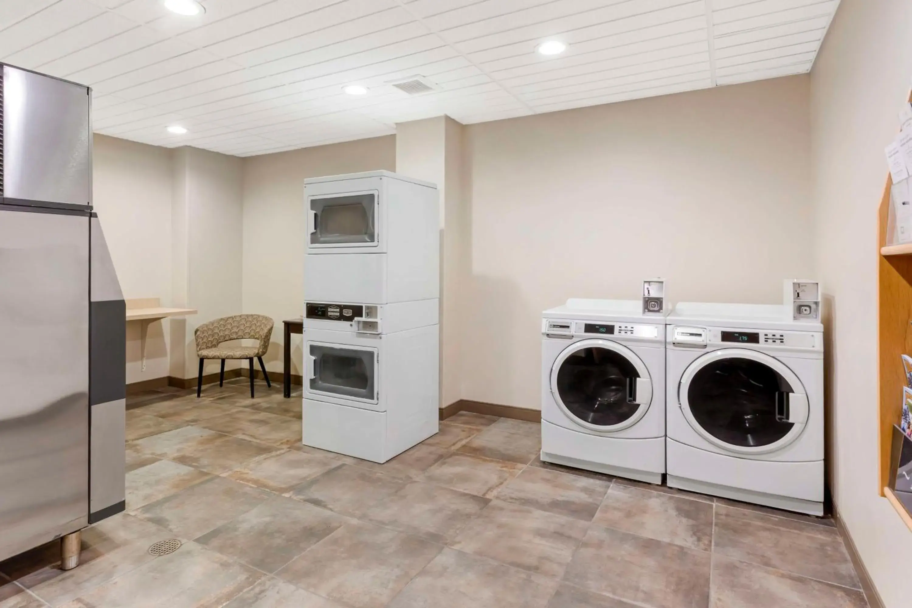 Property building in Best Western Plus Grant Creek Inn Property building in Best Western Plus Grant Creek Inn