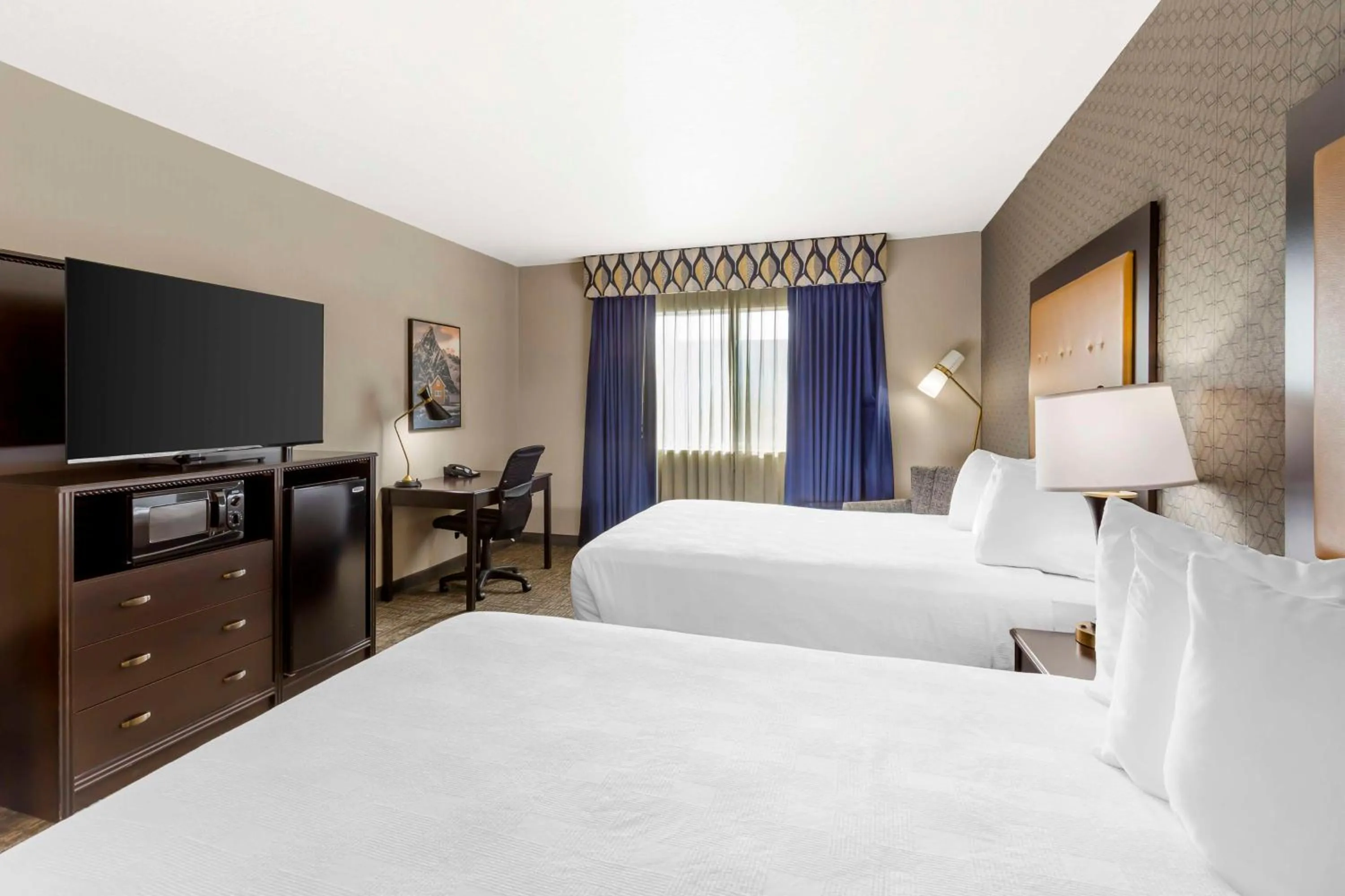 Bedroom, Bed in Best Western Plus Grant Creek Inn