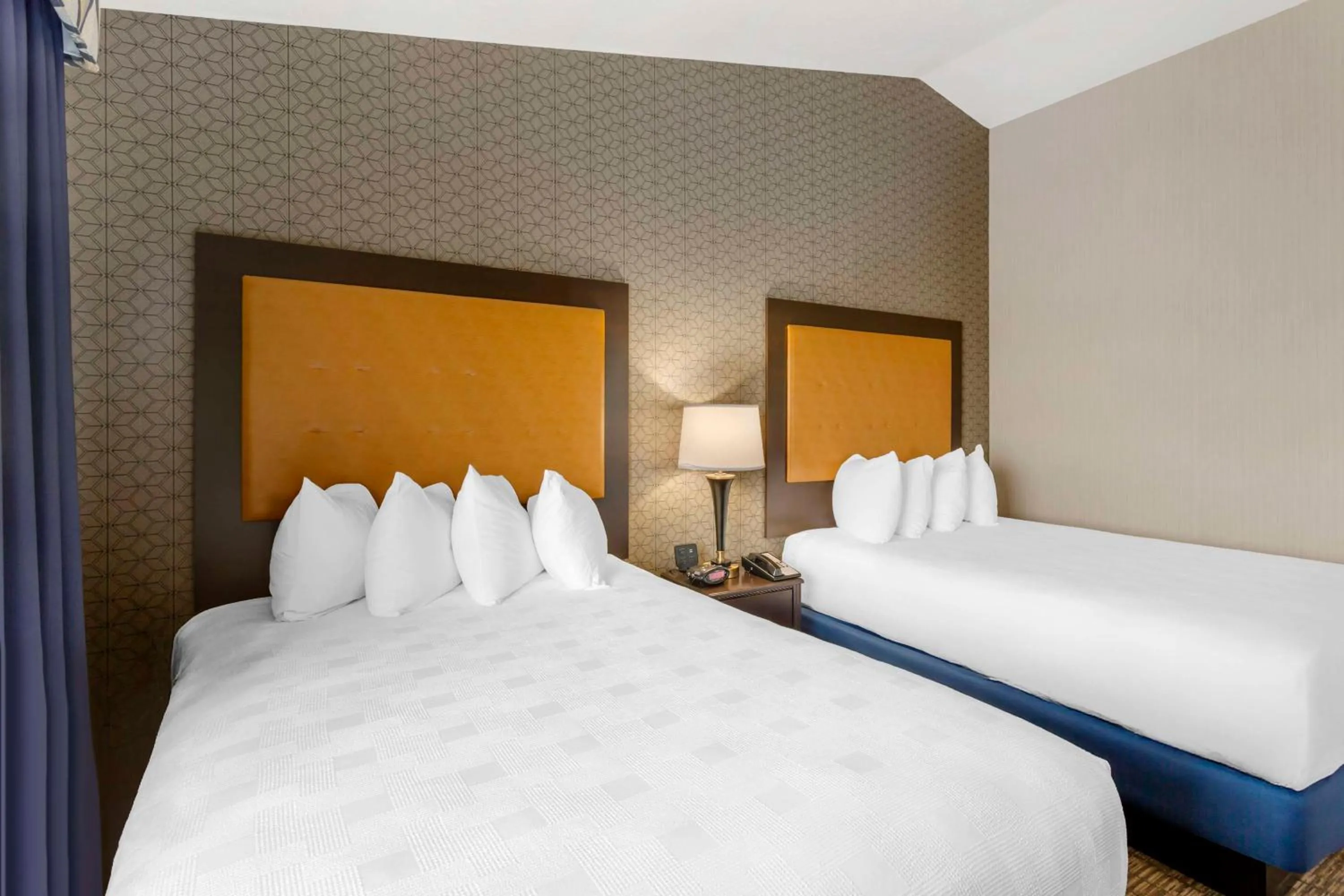 Bedroom, Bed in Best Western Plus Grant Creek Inn