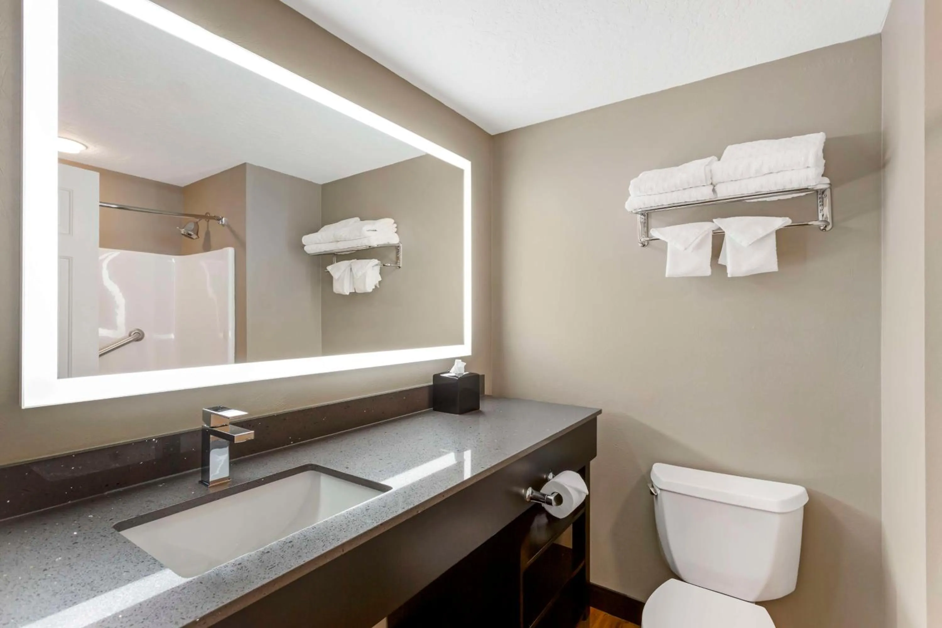 Bathroom in Best Western Plus Grant Creek Inn