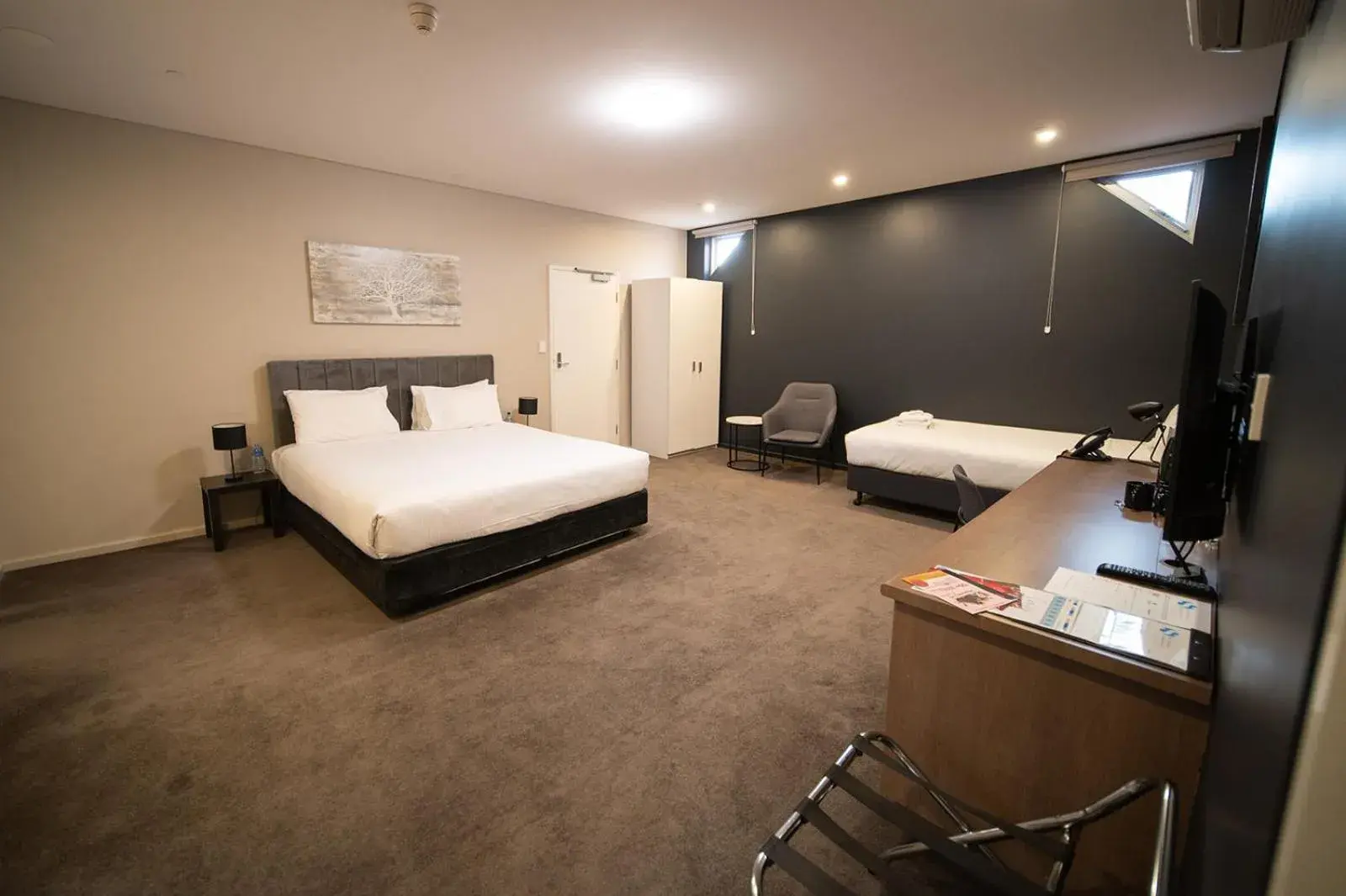 Bedroom, Bed in Sfera's Park Suites & Convention Centre Bedroom, Bed in Sfera's Park Suites & Convention Centre