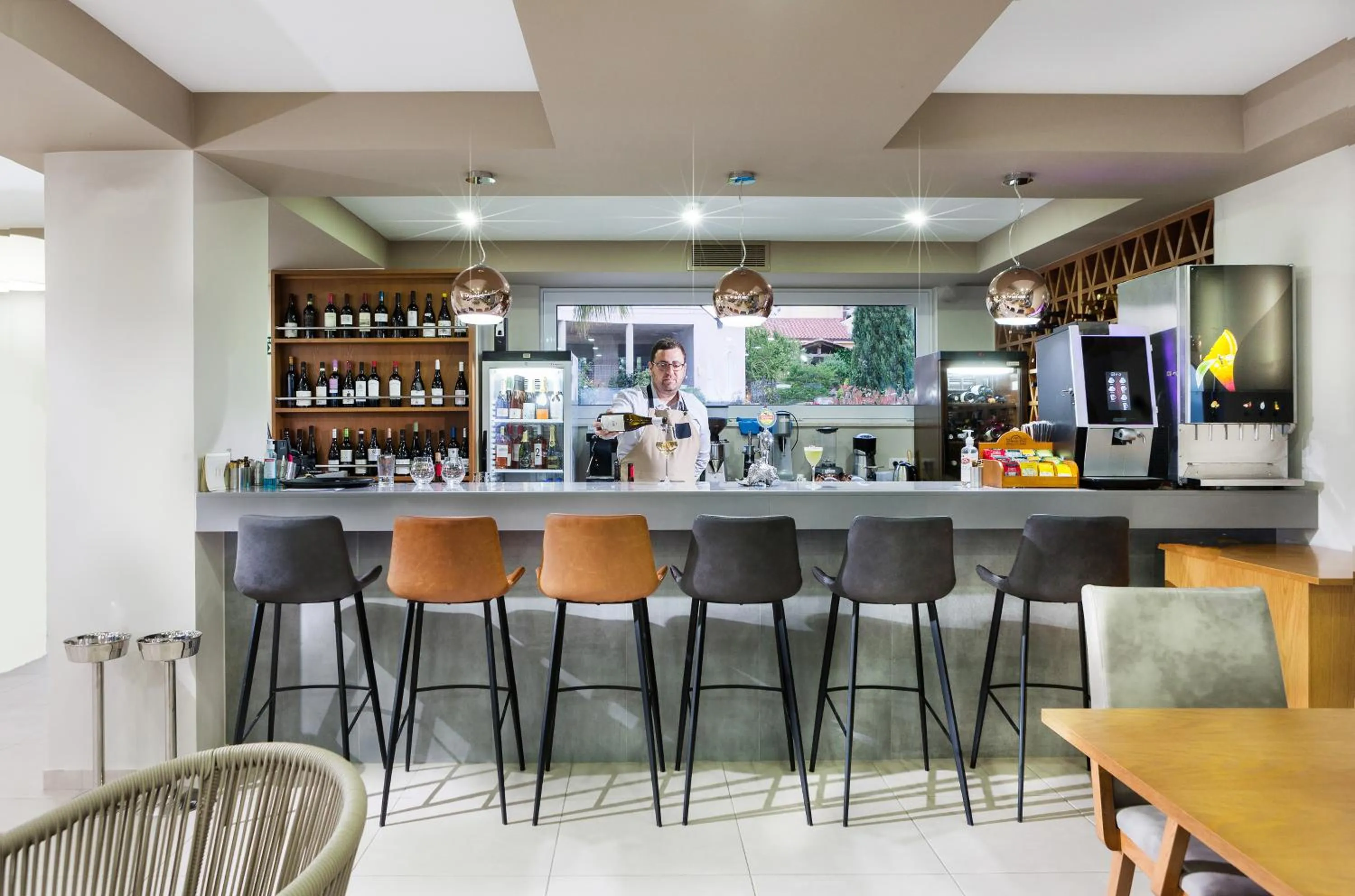 Lounge or bar in Sun and Sea Plus Resort