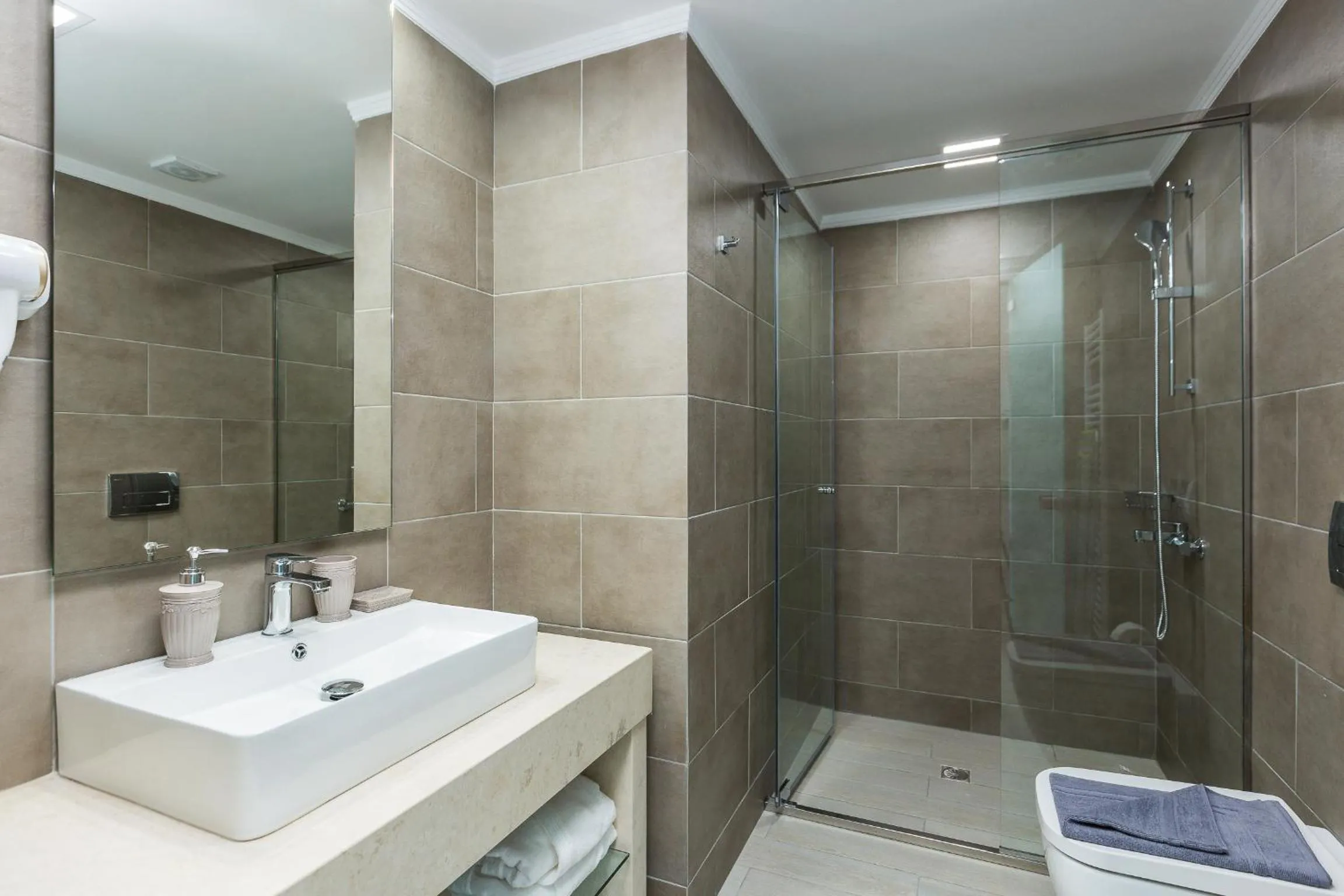 Shower in Sun and Sea Plus Resort