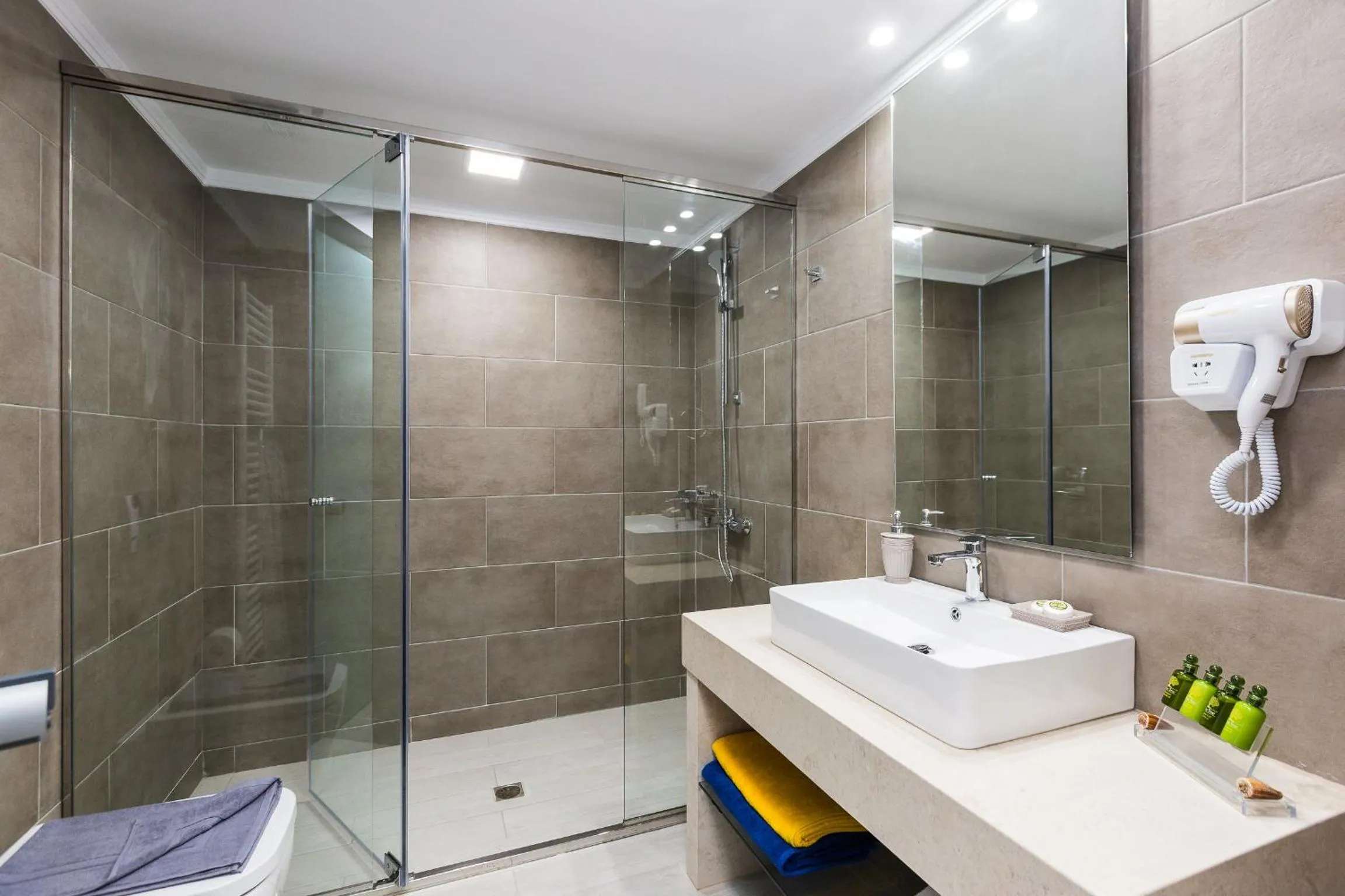 Shower in Sun and Sea Plus Resort