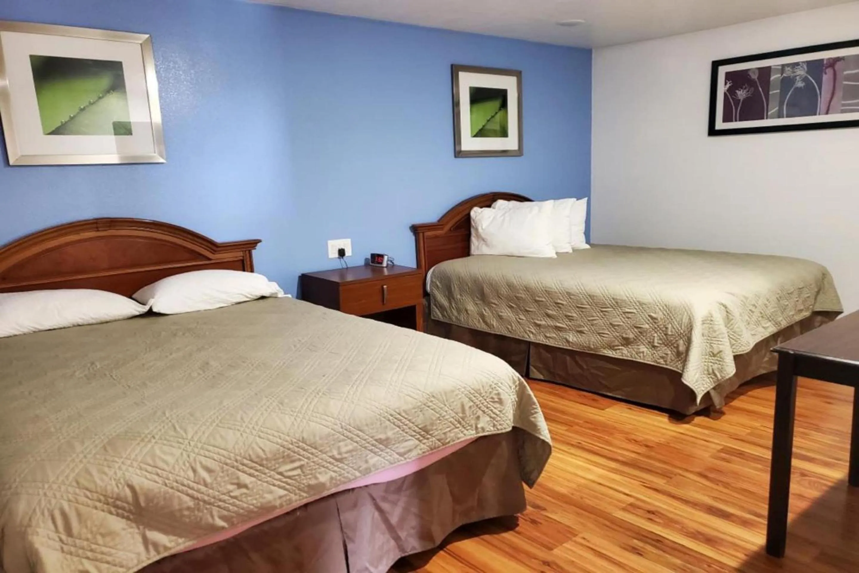 Bedroom, Bed in Premier Inn & Suites -Listing Partner